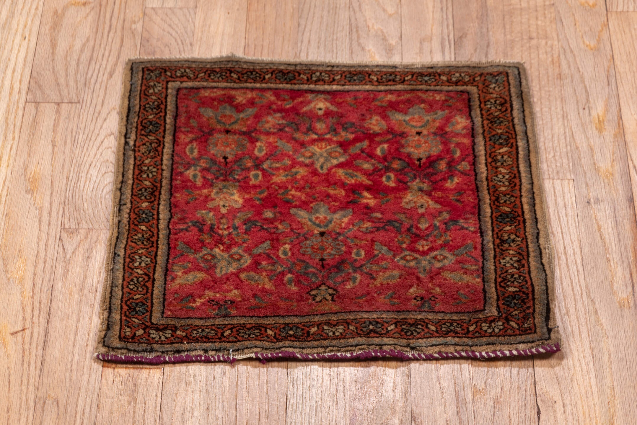 sarouk Rug - # 125000
