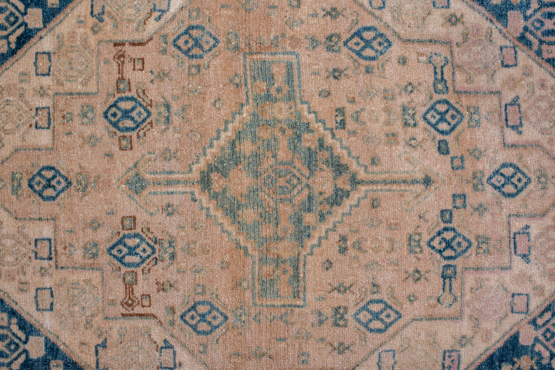 senne Rug - # 125479