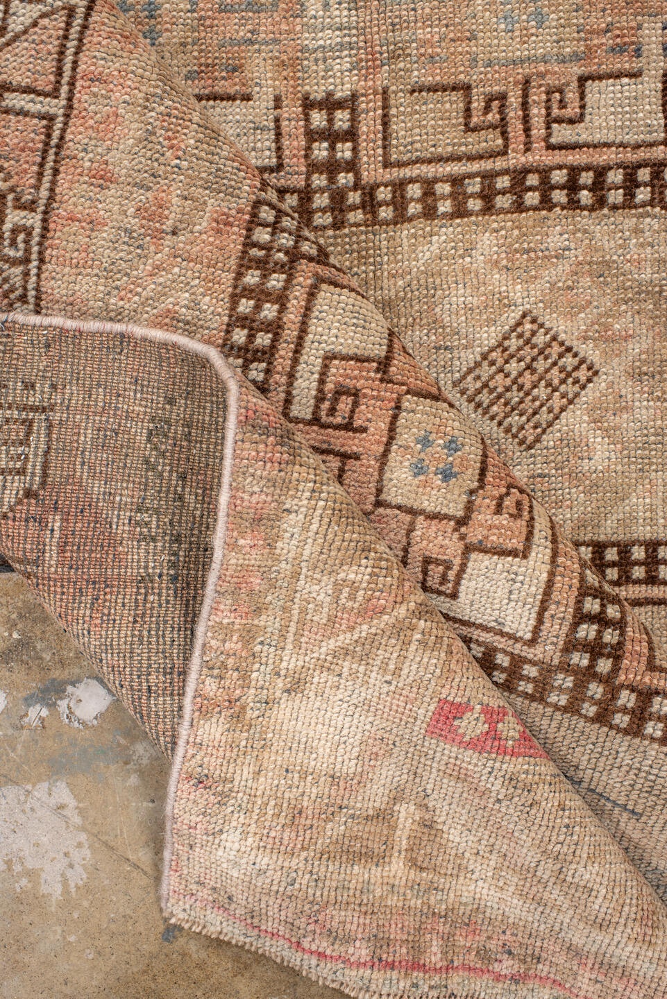 kurd Rug - # 125599
