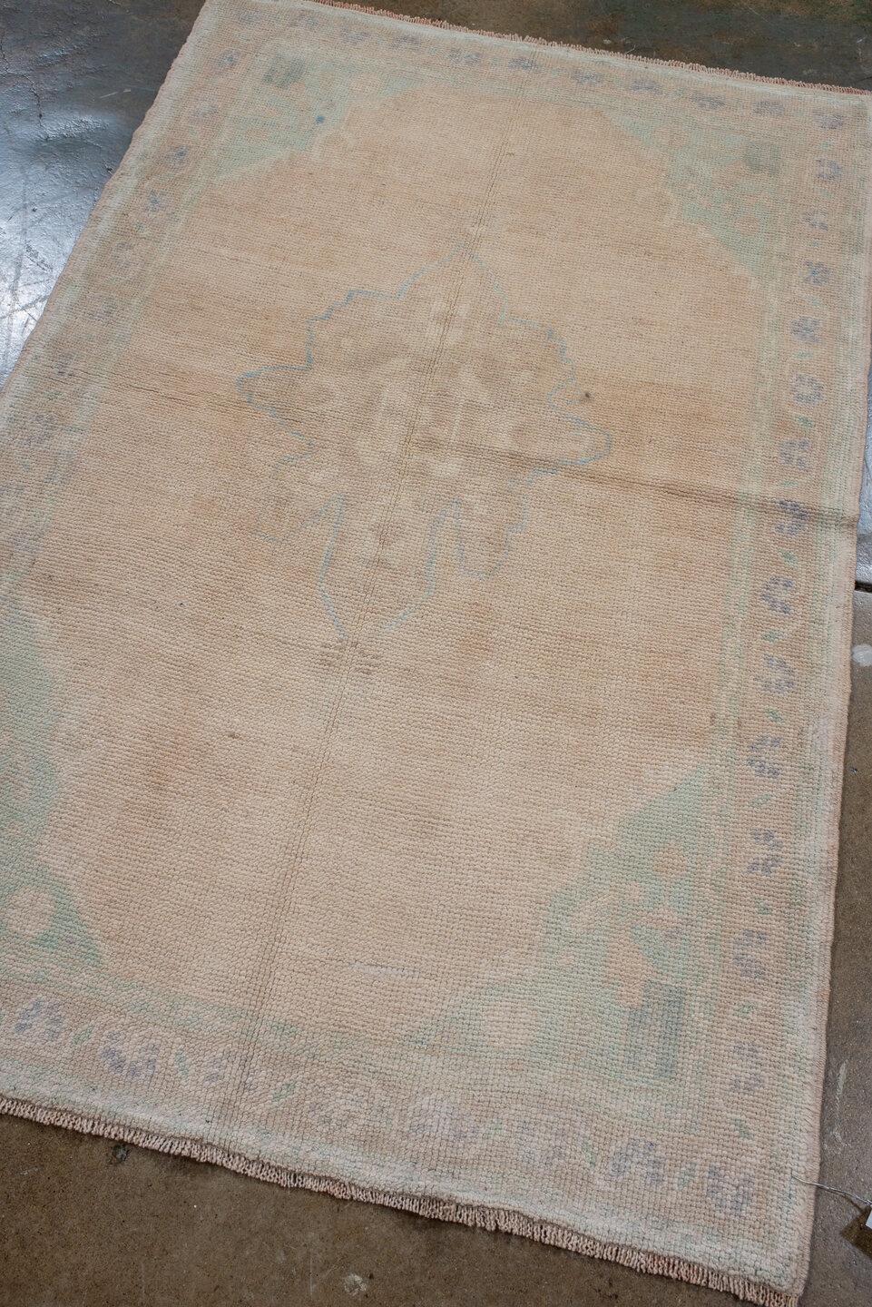 oushak Rug - # 125608
