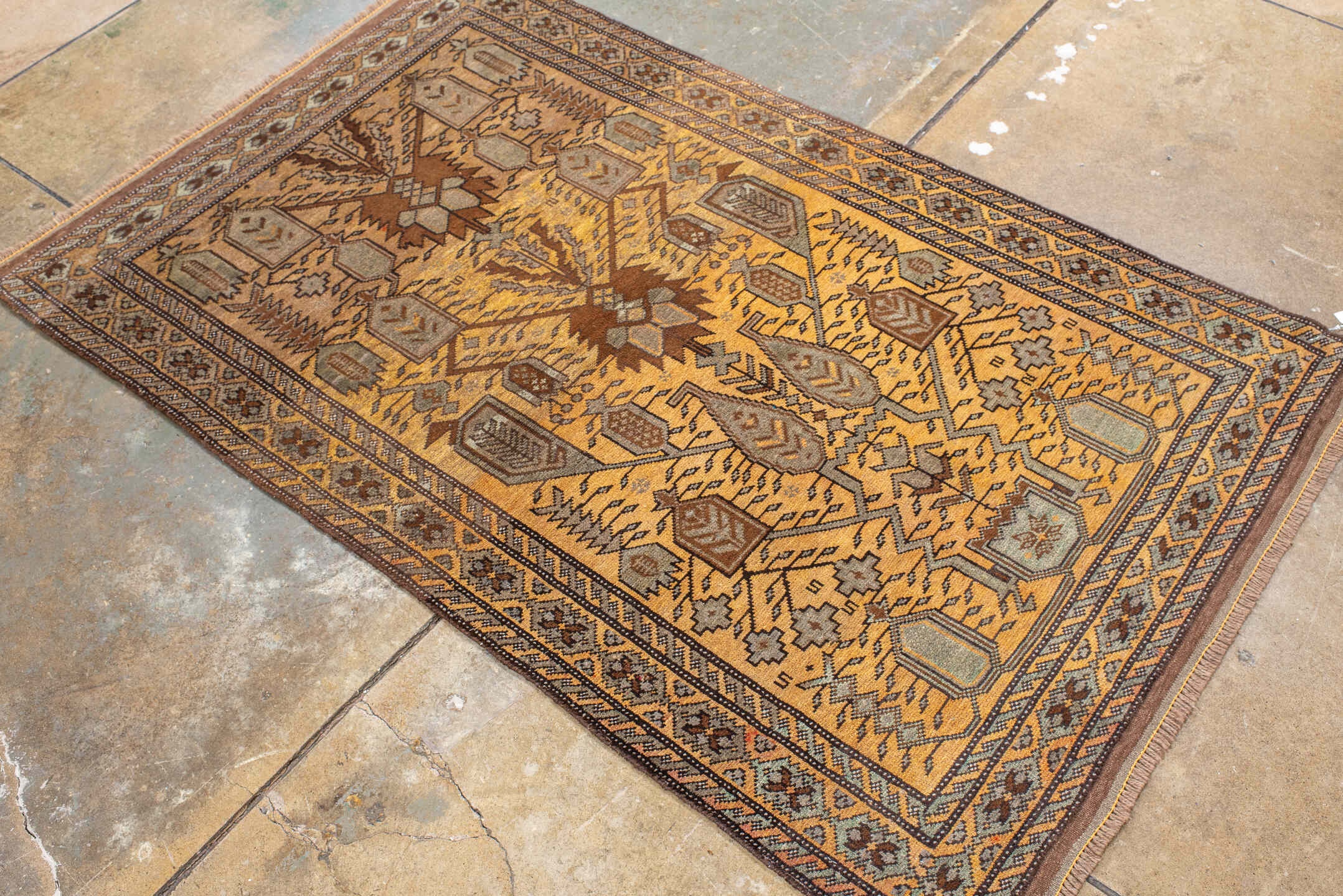 belouch Rug - # 125615