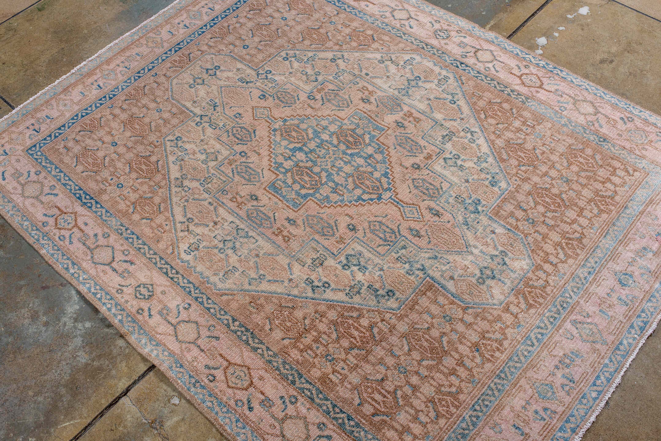senne Rug - # 125662