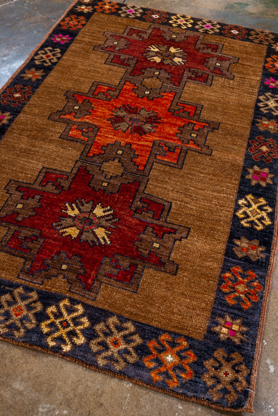 kars Rug - # 125712