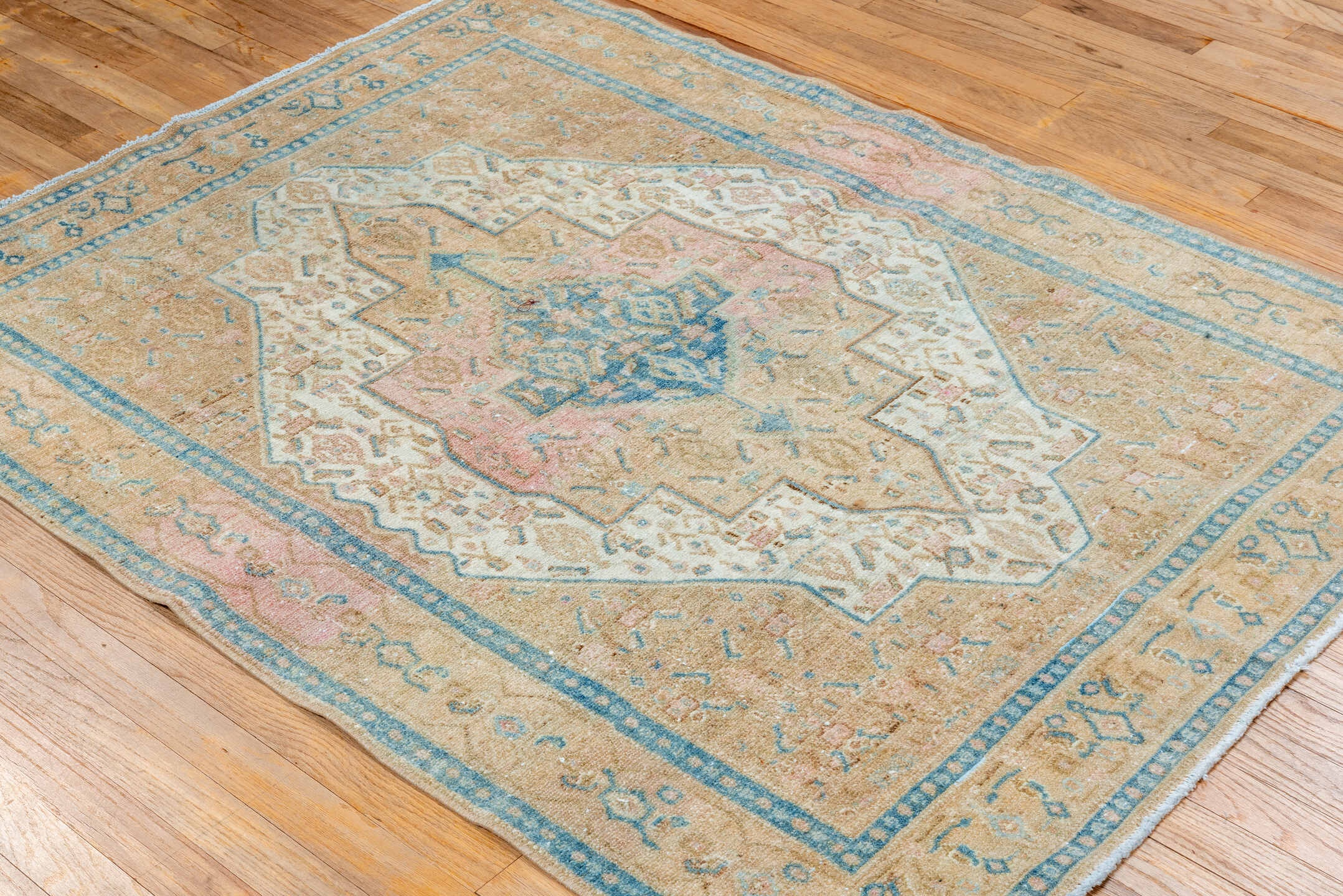 senne Rug - # 126036