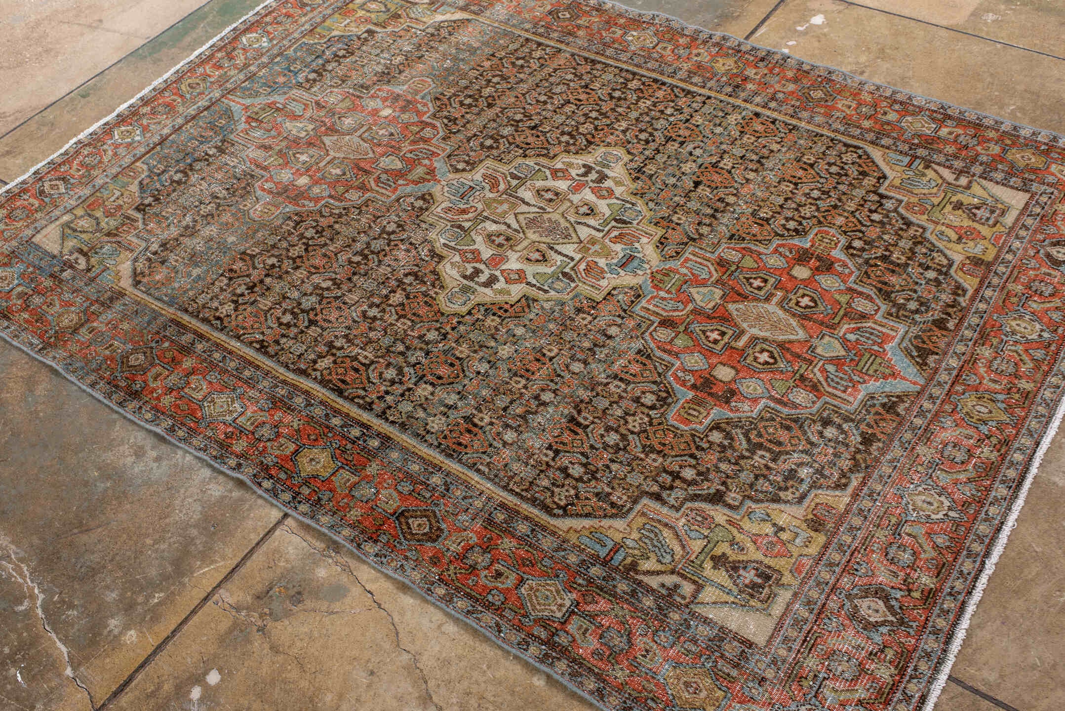 senne Rug - # 126129