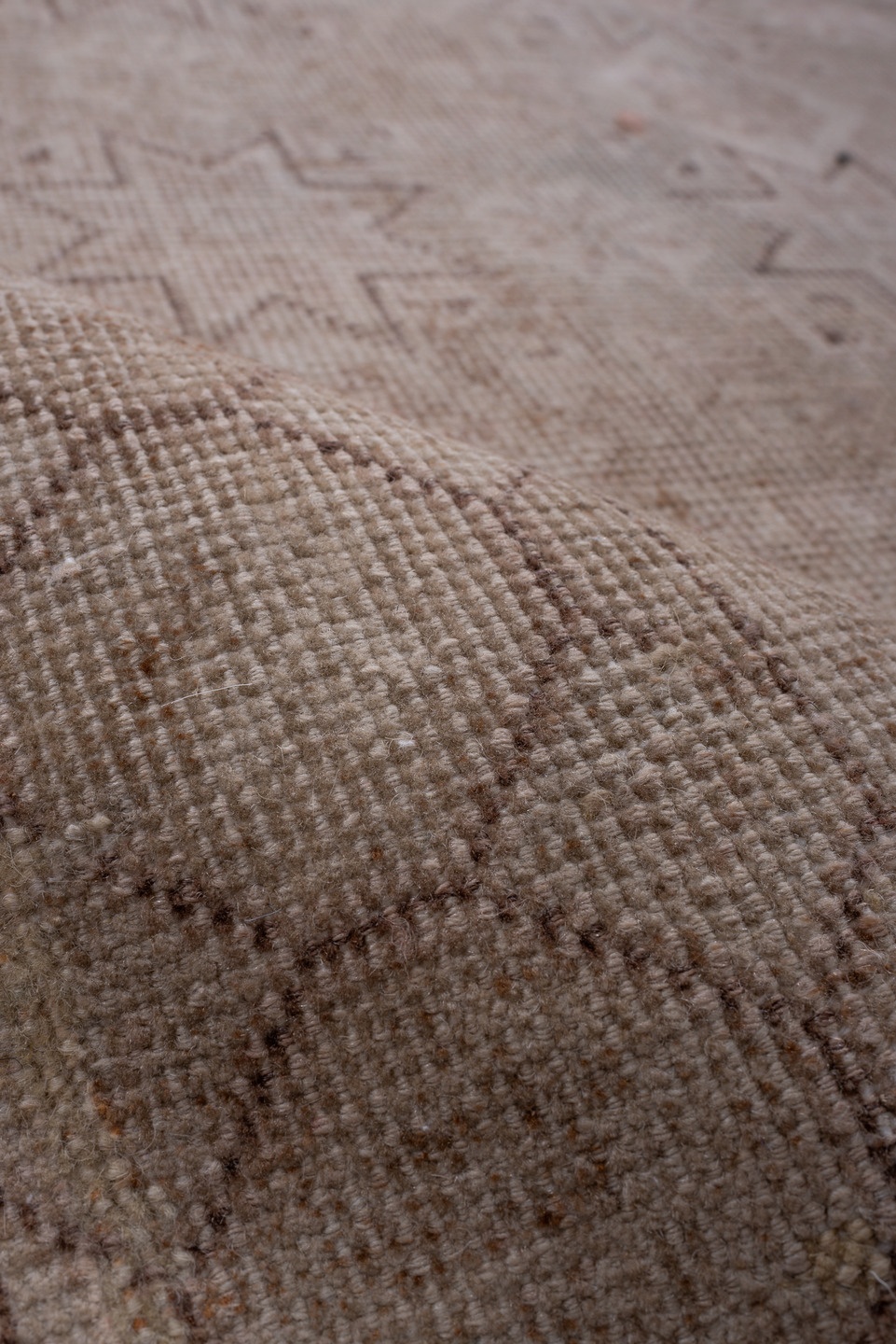agra Rug - # 126422