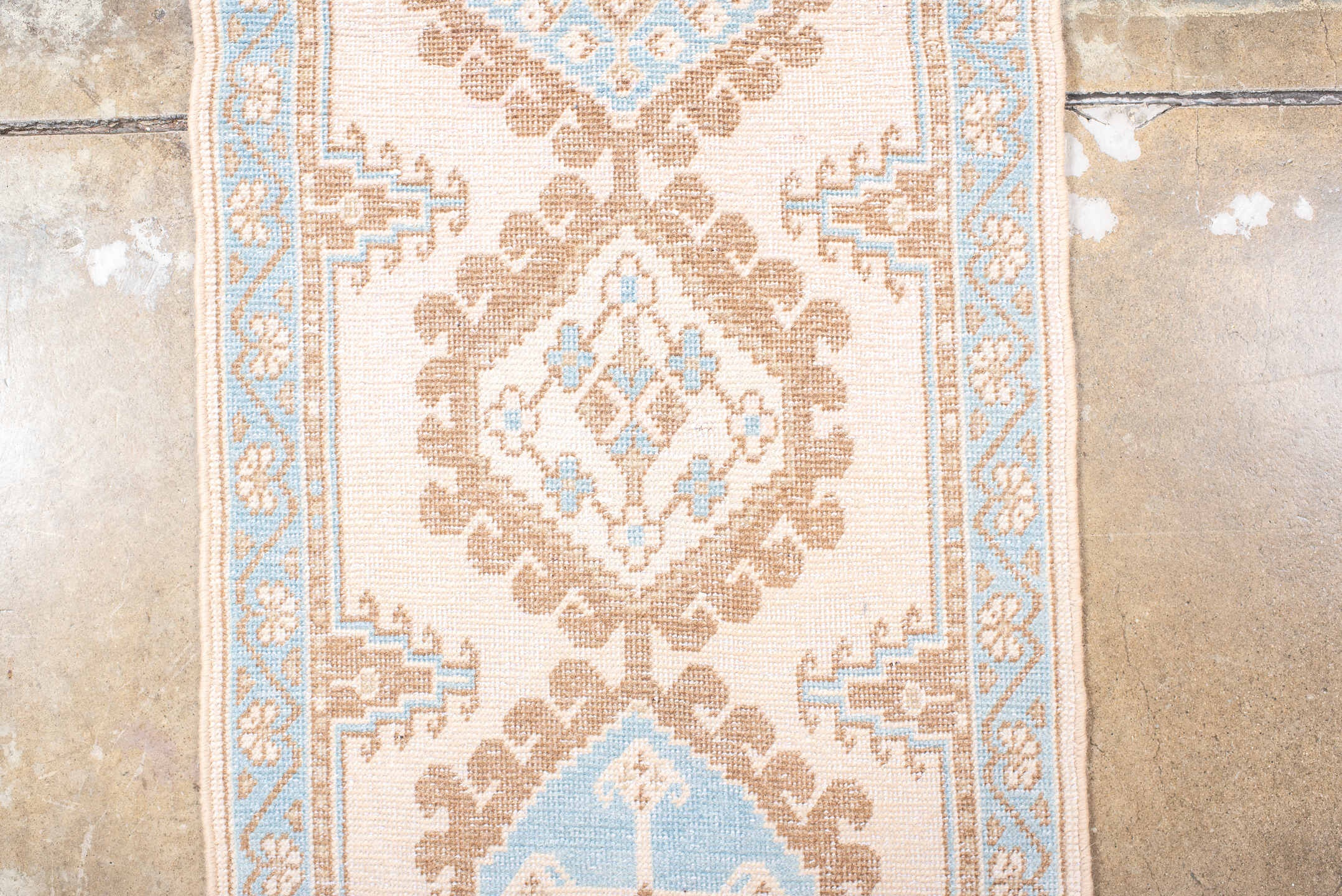 veece Rug - # 126480