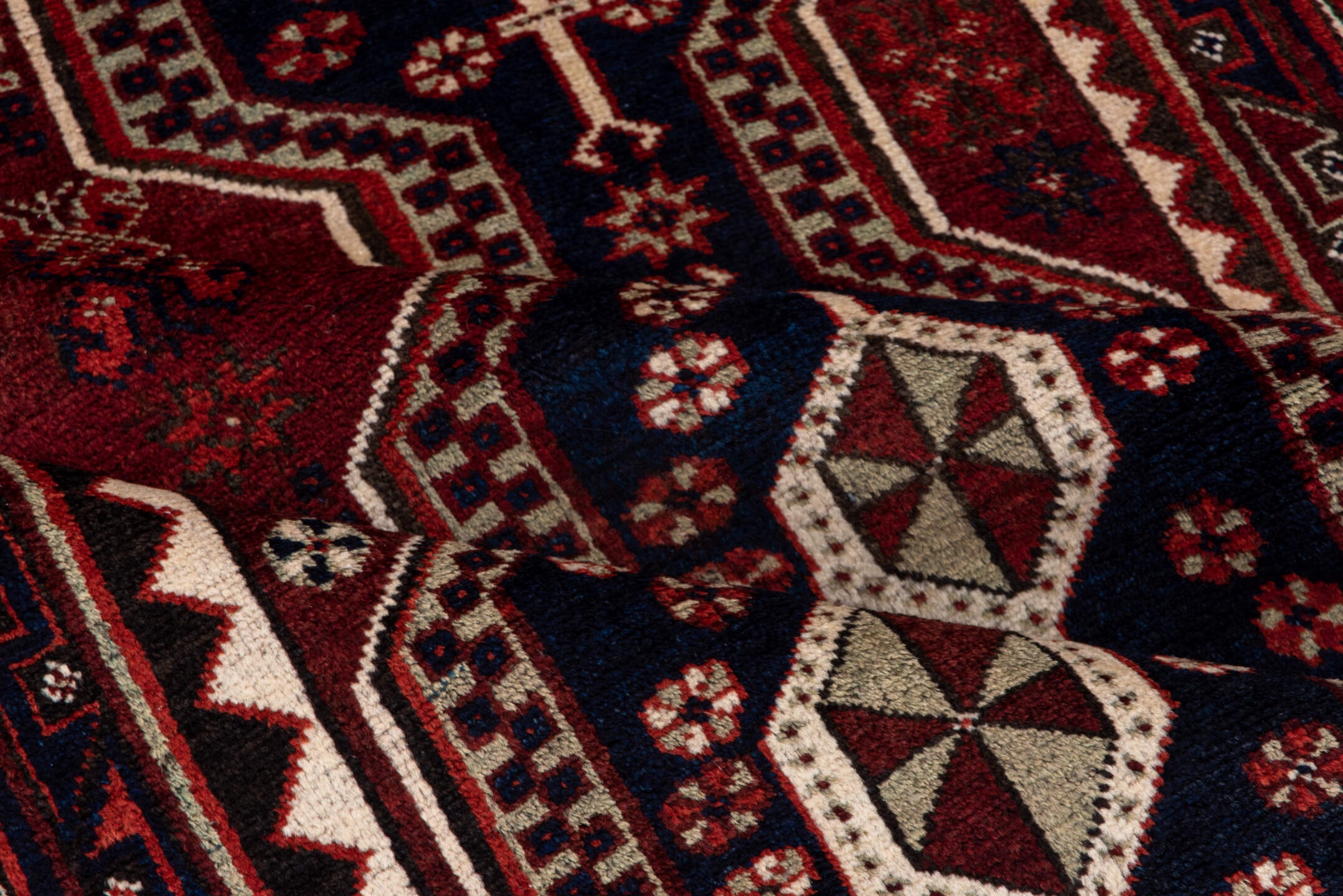 kurd Rug - # 126653