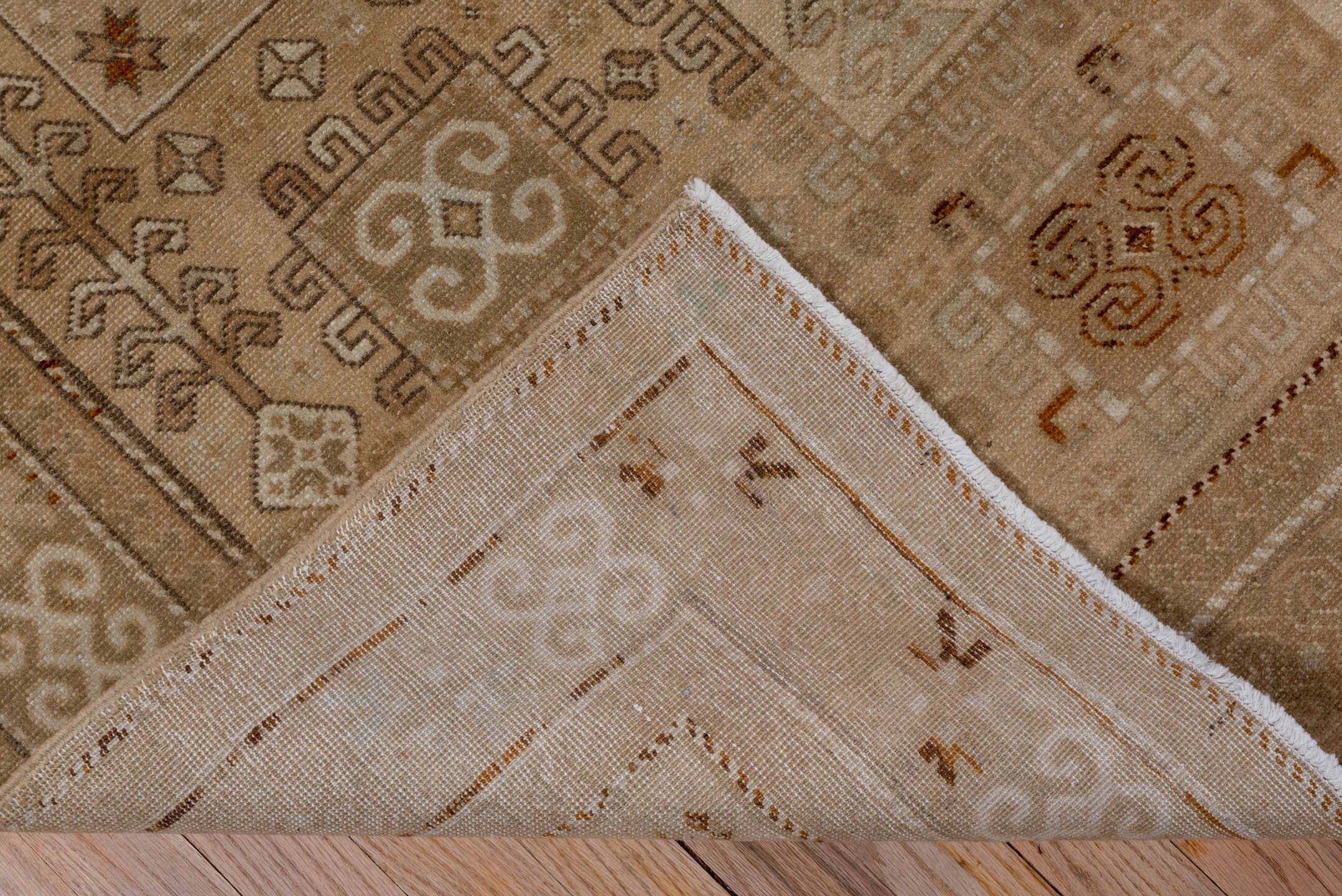 caucasian Rug - # 126687