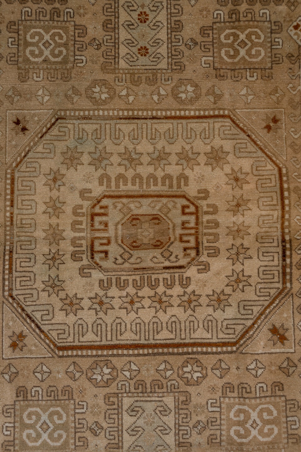 caucasian Rug - # 126687