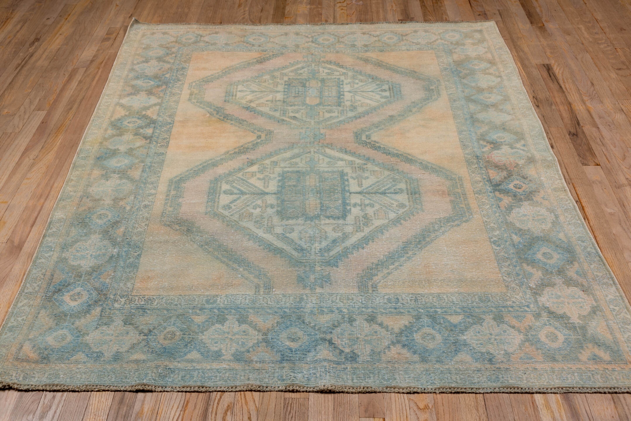 afshar Rug - # 126790