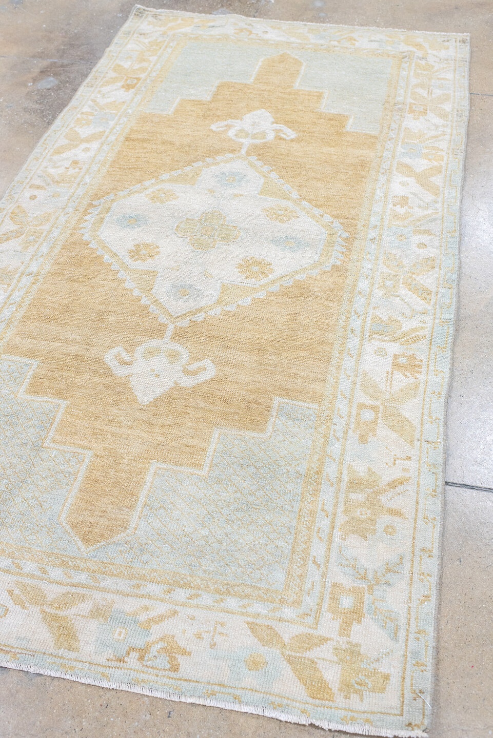 oushak Rug - # 126836