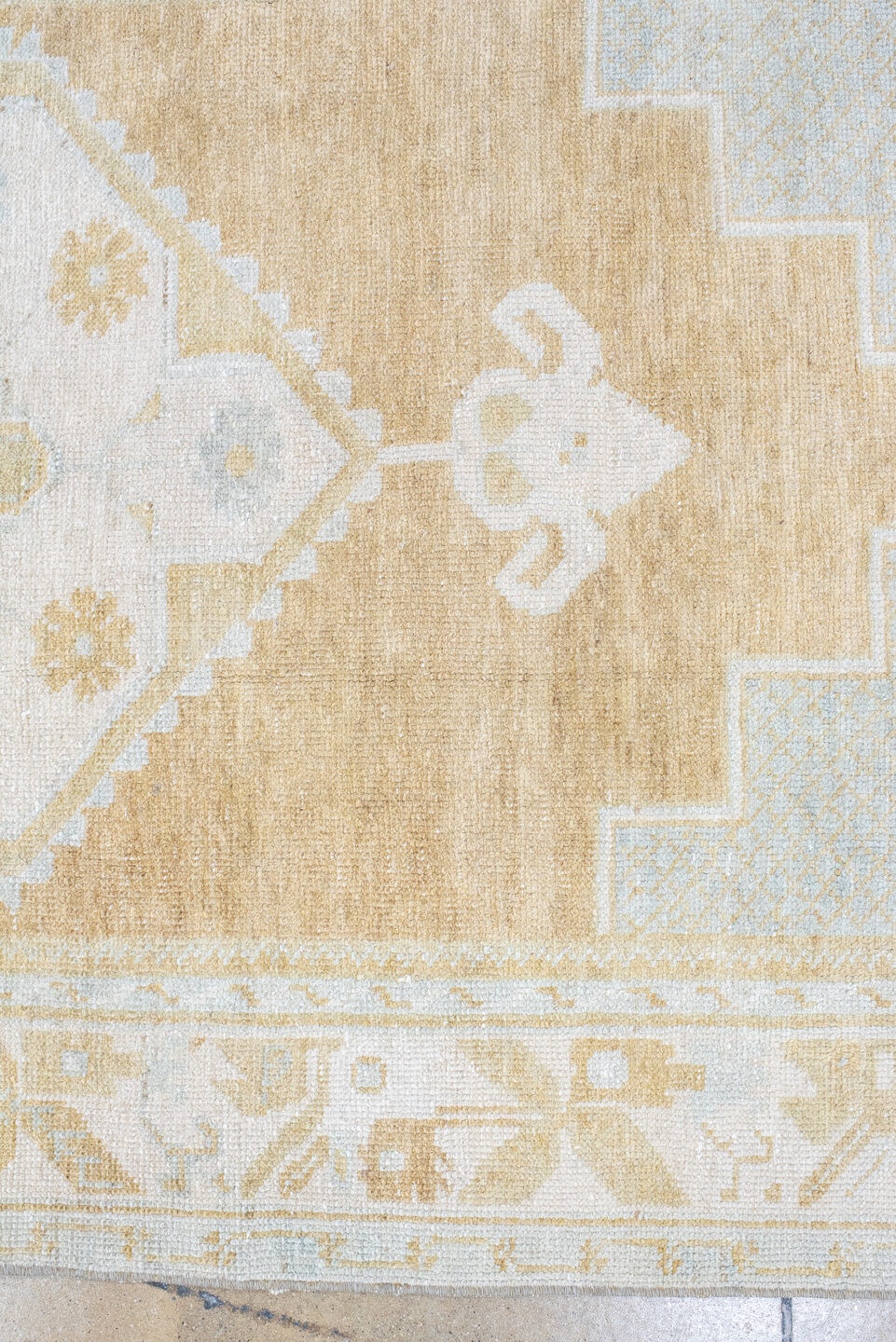 oushak Rug - # 126836