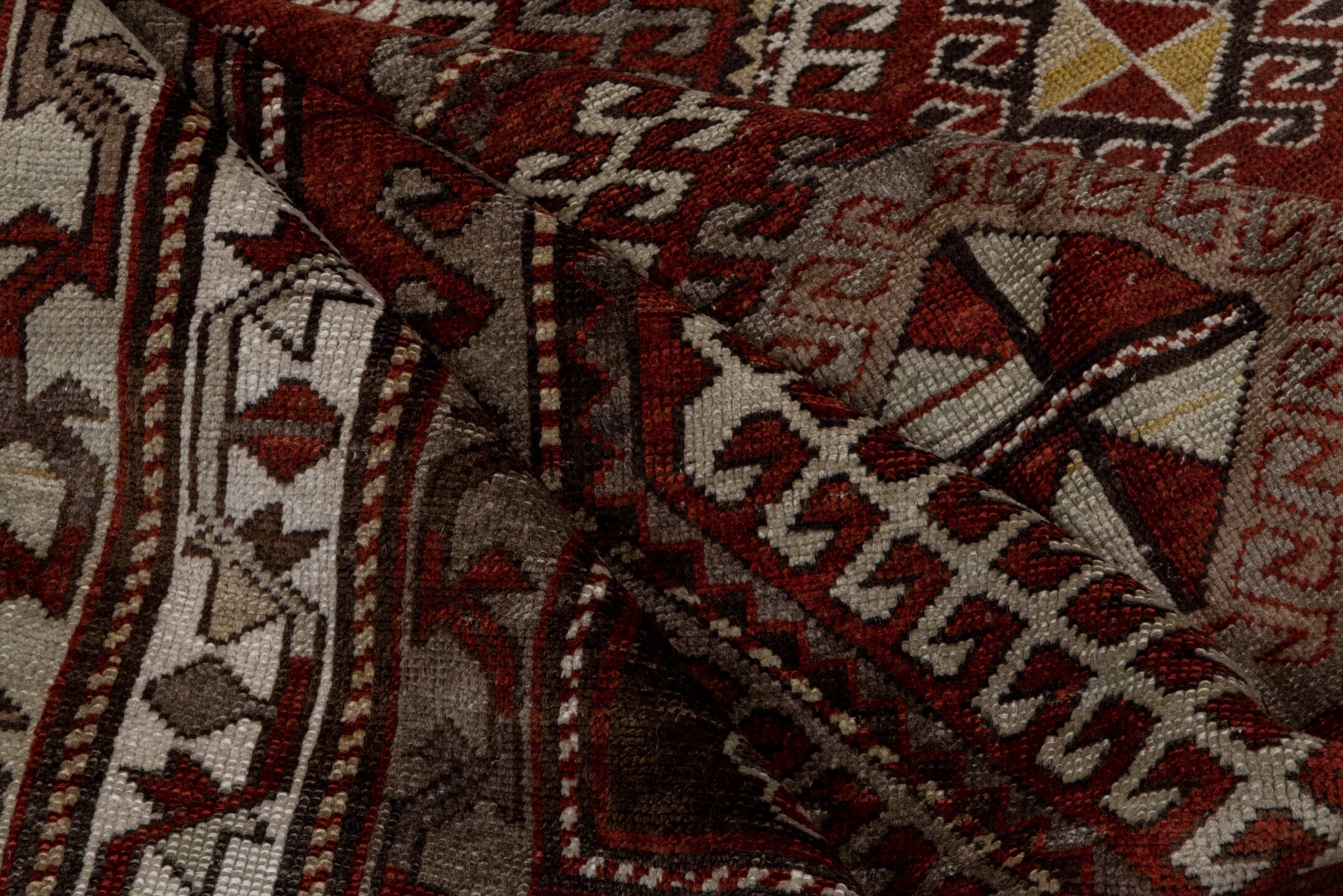 caucasian Rug - # 126967