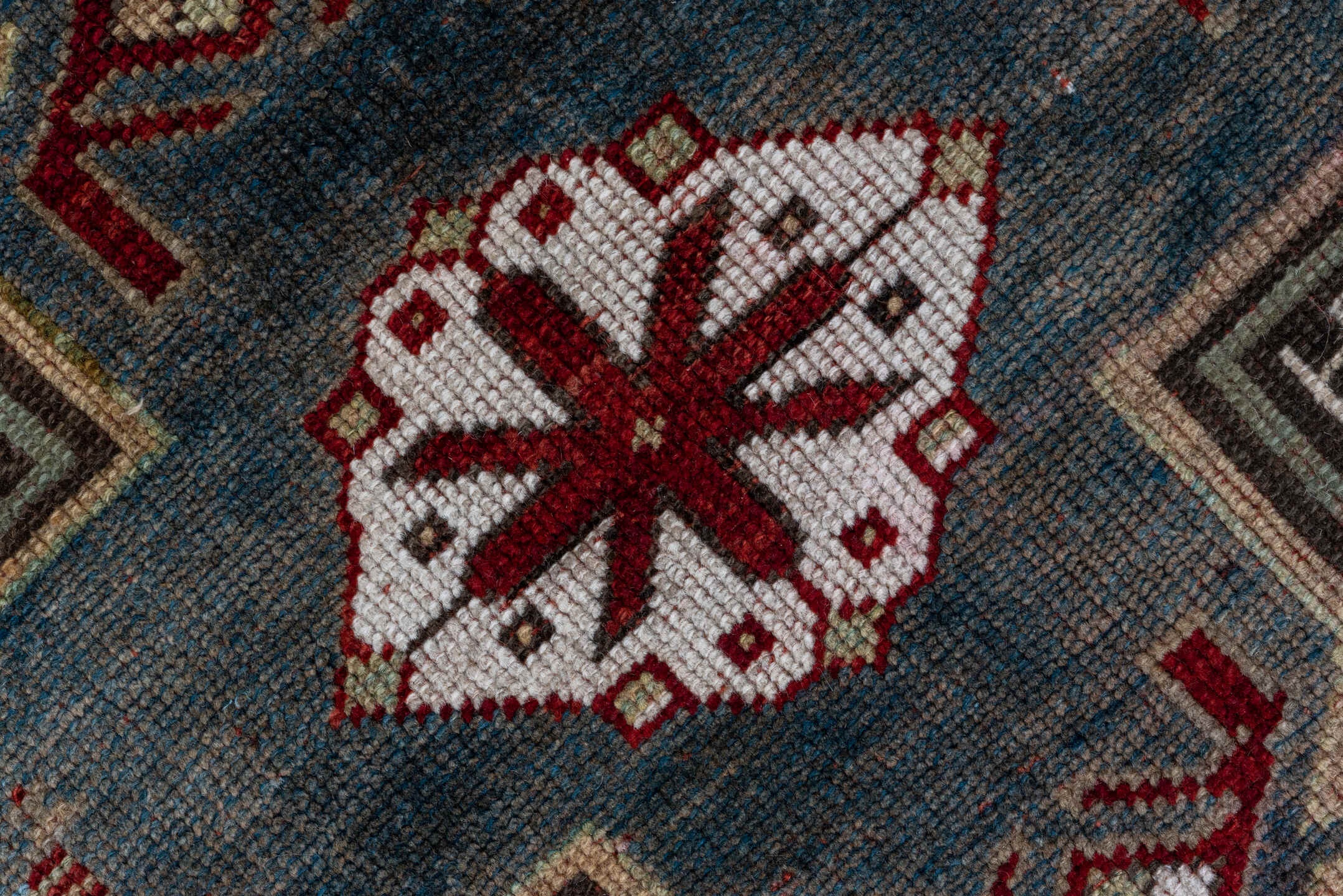 caucasian Rug - # 126972