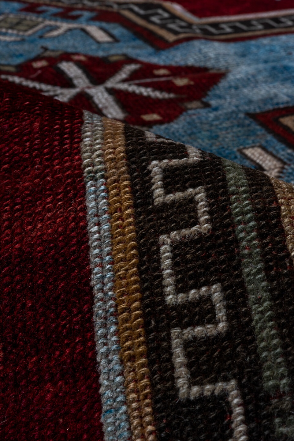 caucasian Rug - # 126972