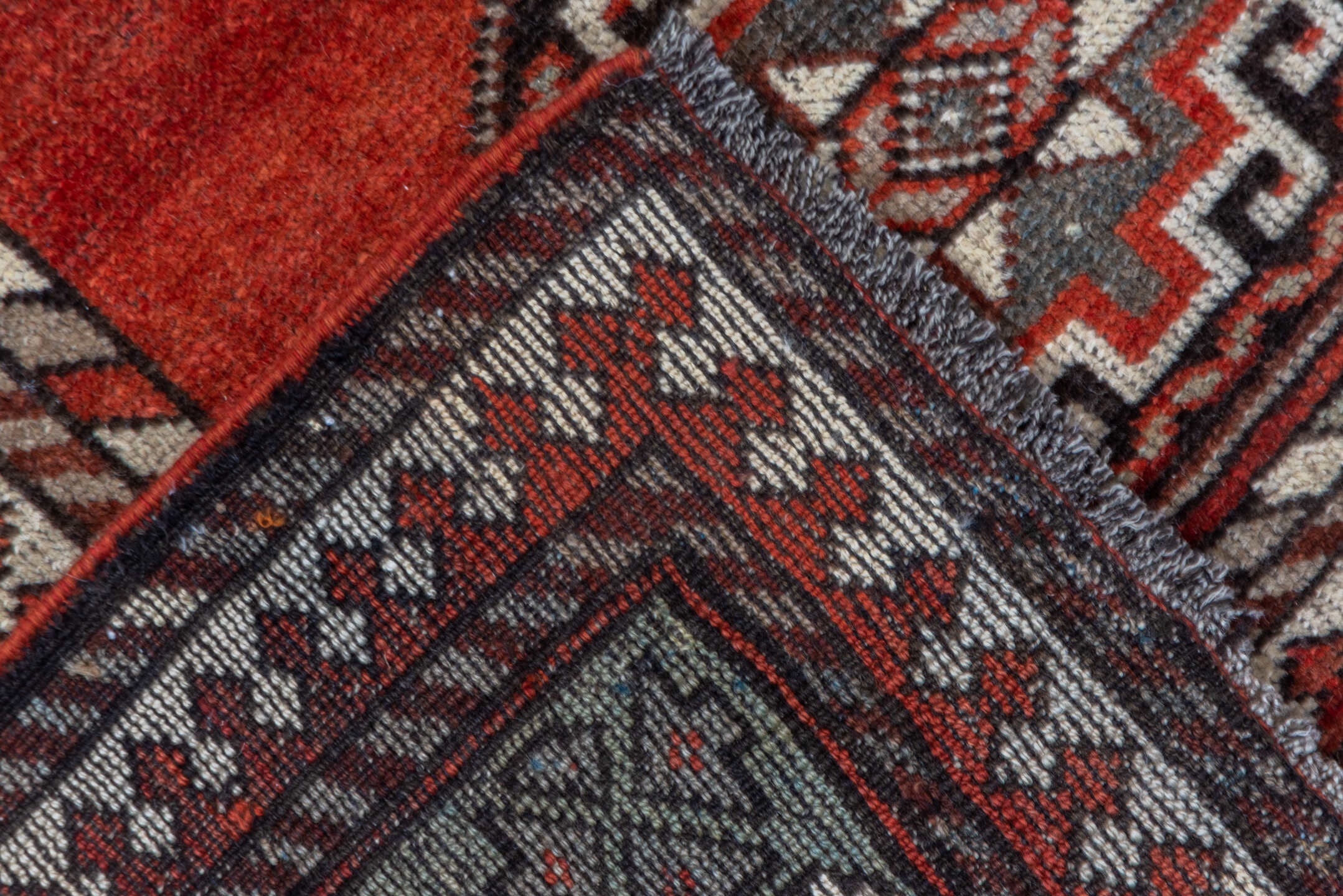 caucasian Rug - # 127092