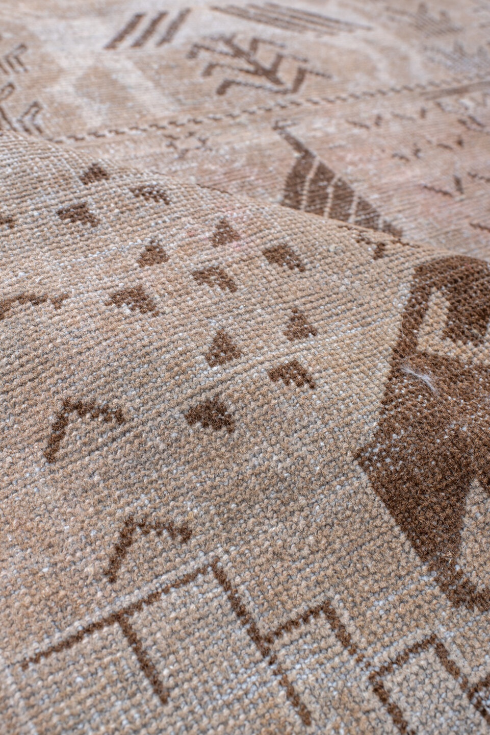belouch Rug - # 127097