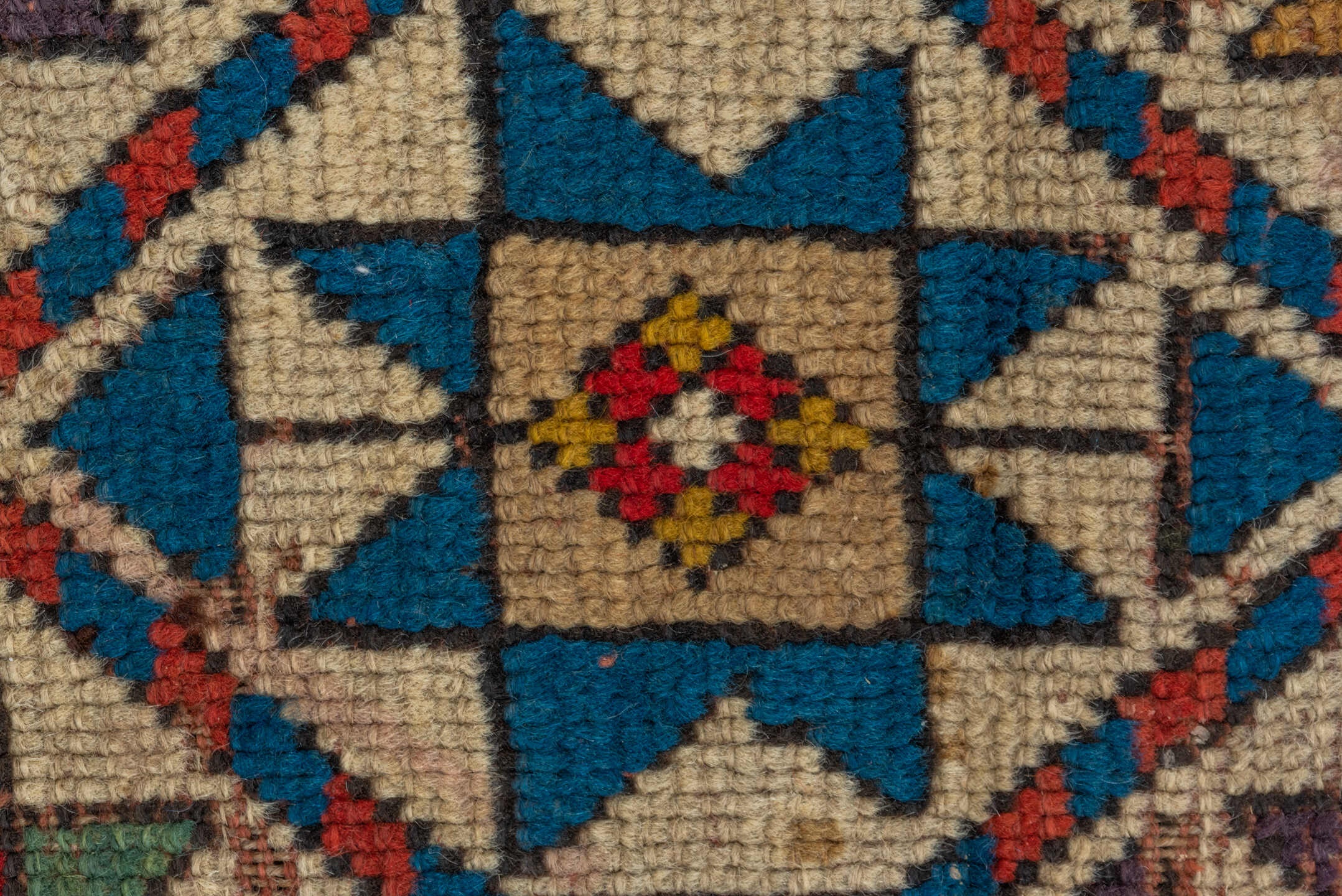 caucasian Rug - # 127195