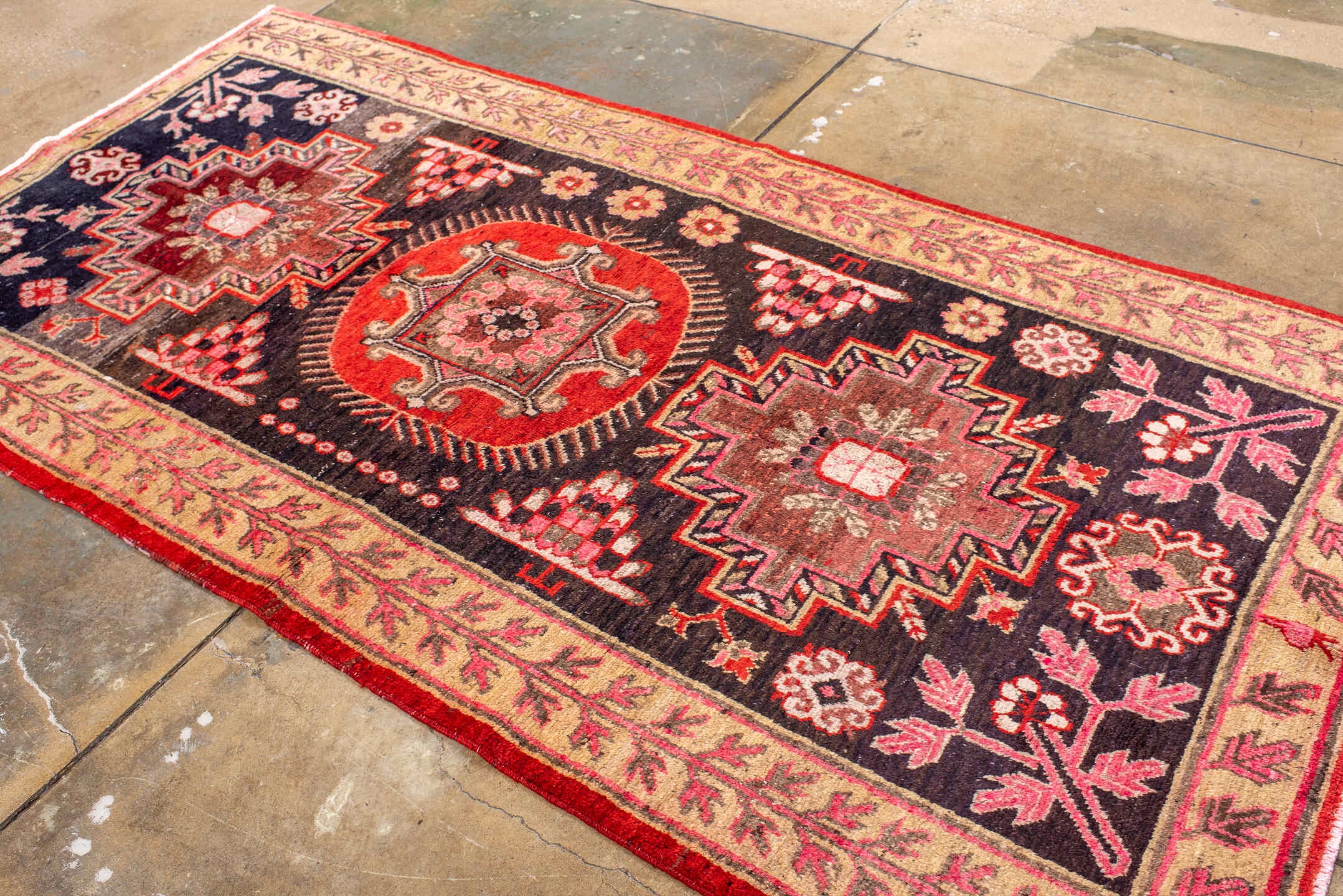 khotan Rug - # 127551