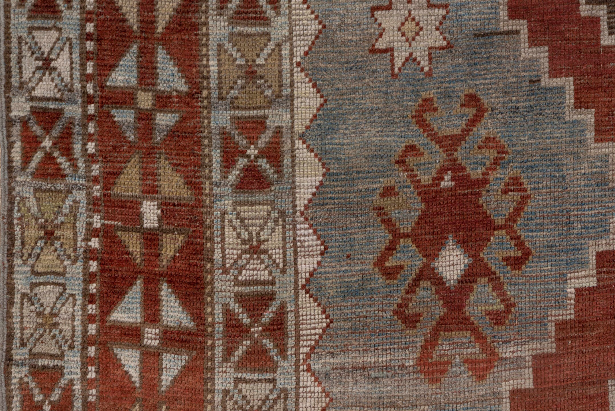 caucasian Rug - # 127604