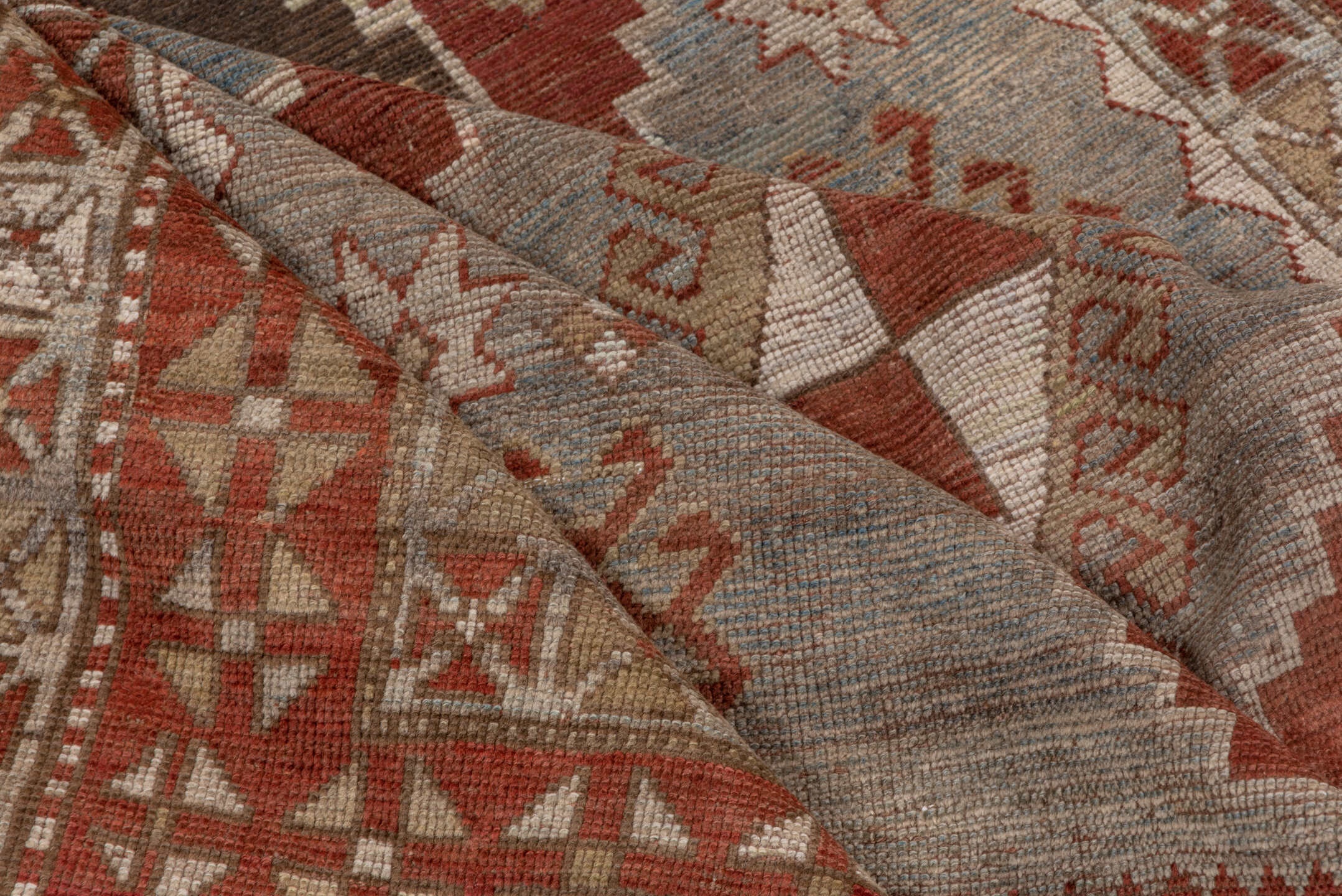 caucasian Rug - # 127604