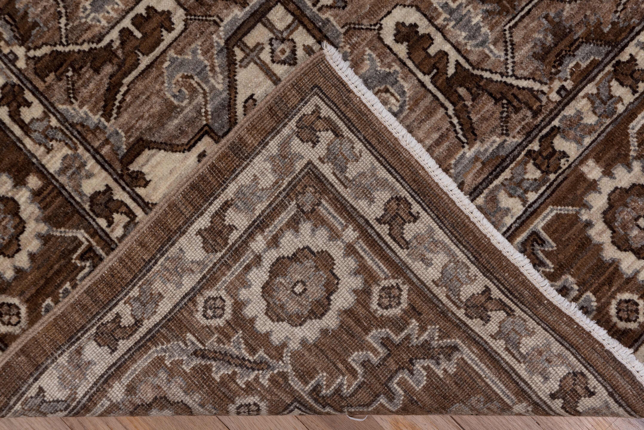 heriz Rug - # 127649