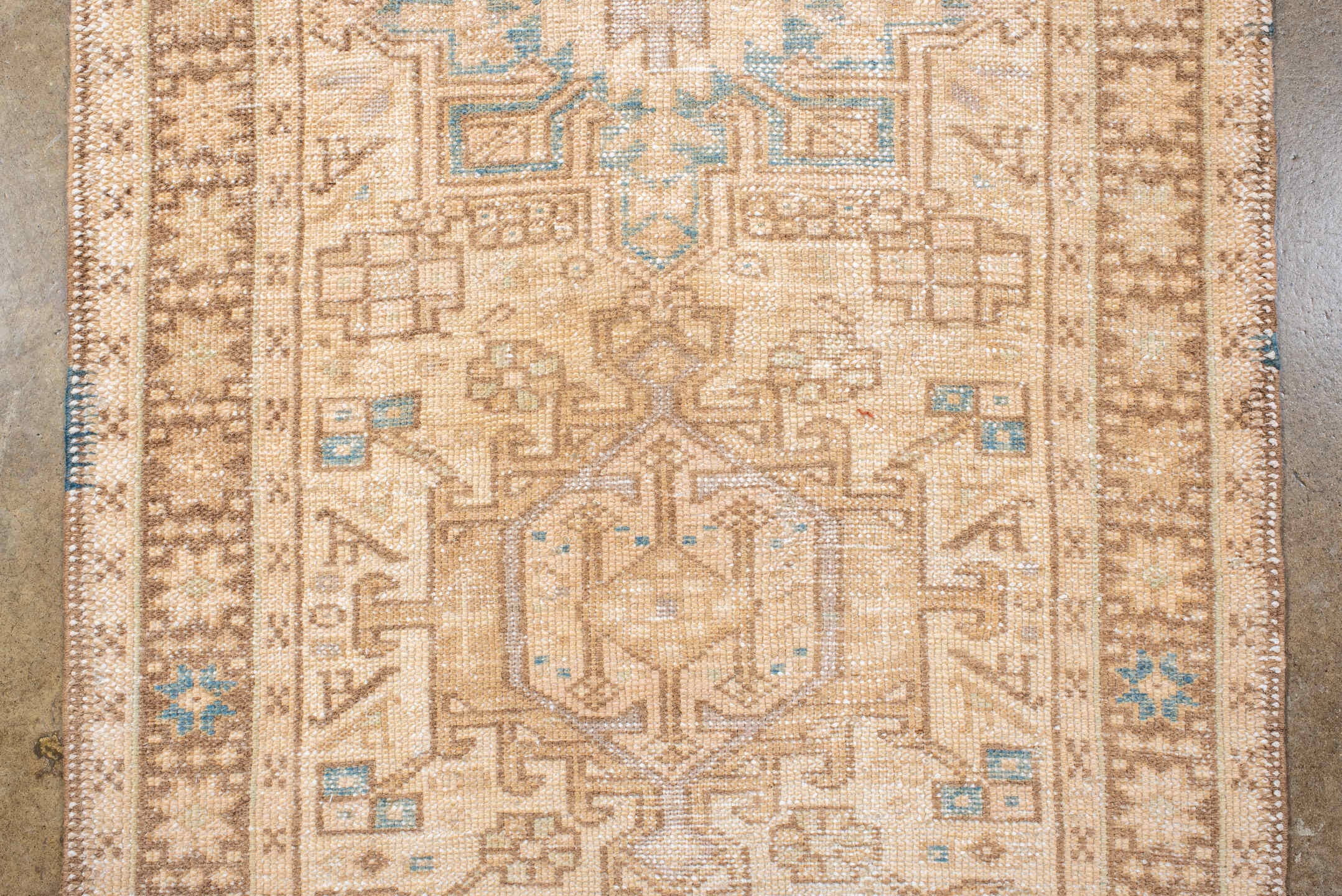 karaje Runner - # 127827