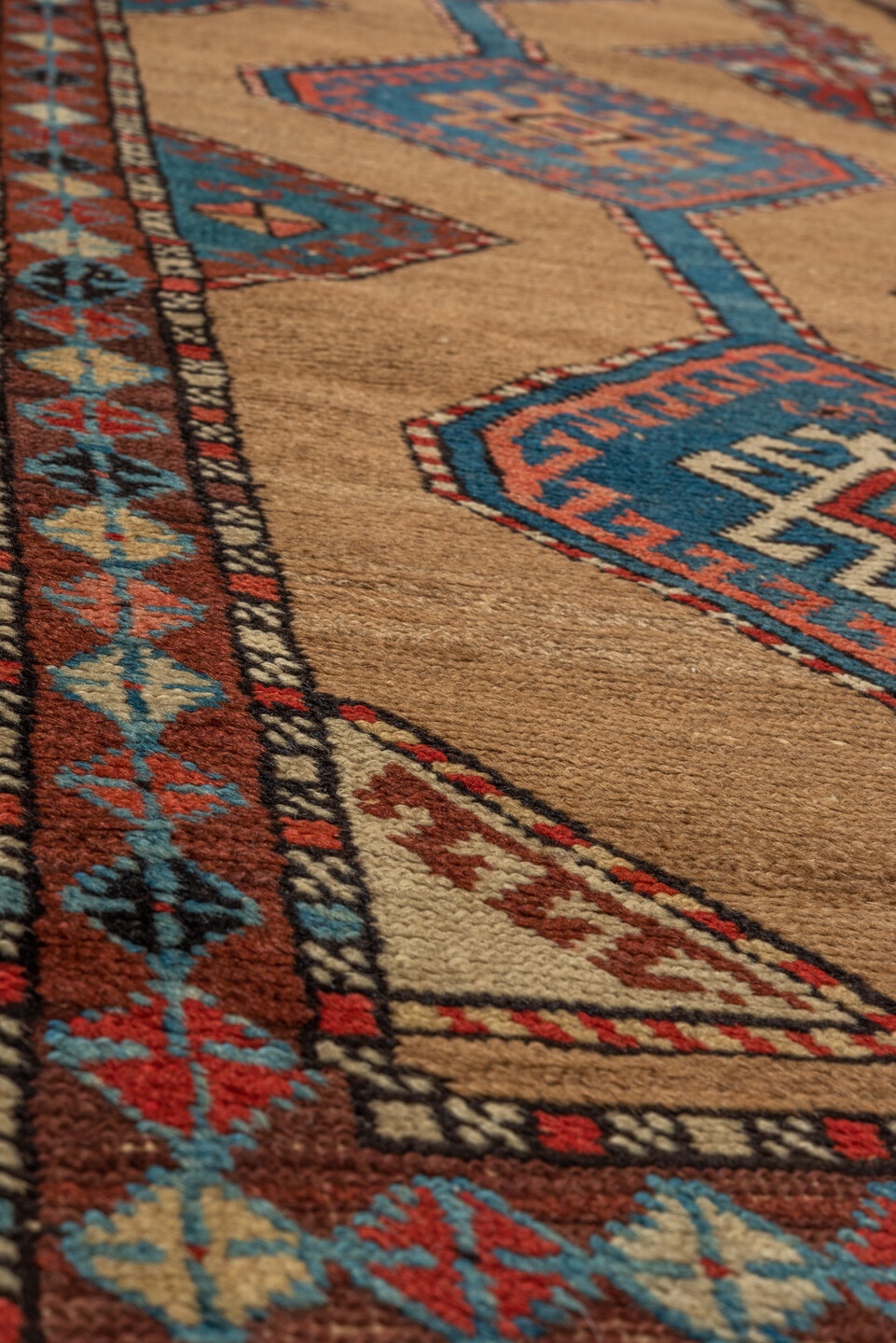 cam hamadan Runner - # 127915