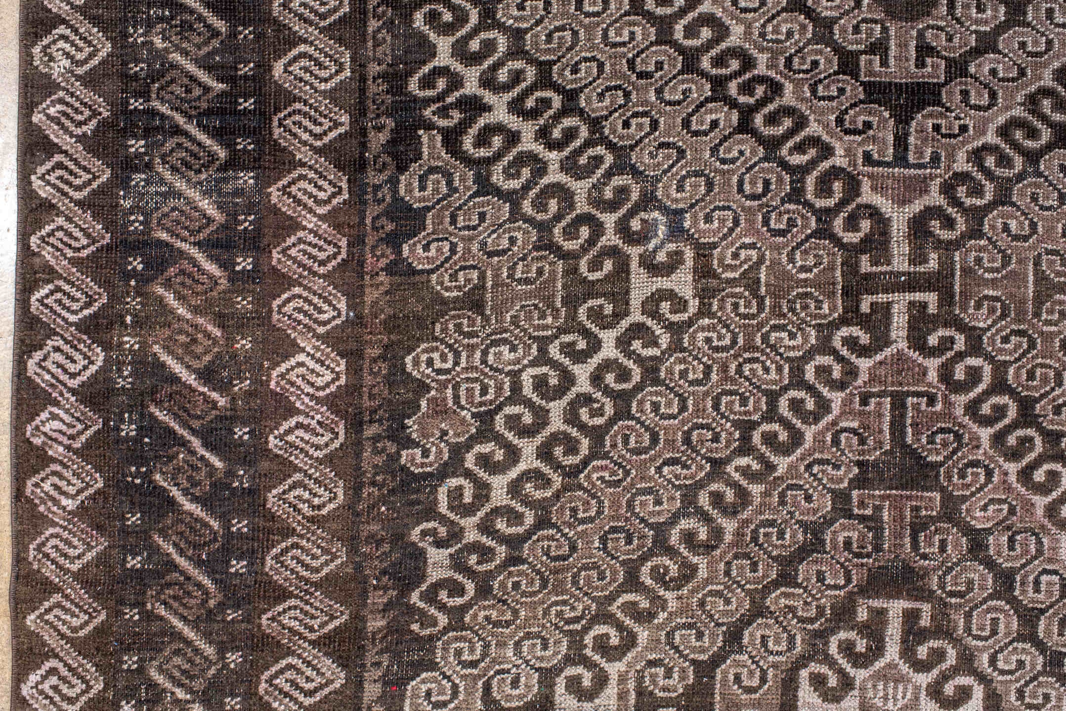 belouch Rug - # 127966