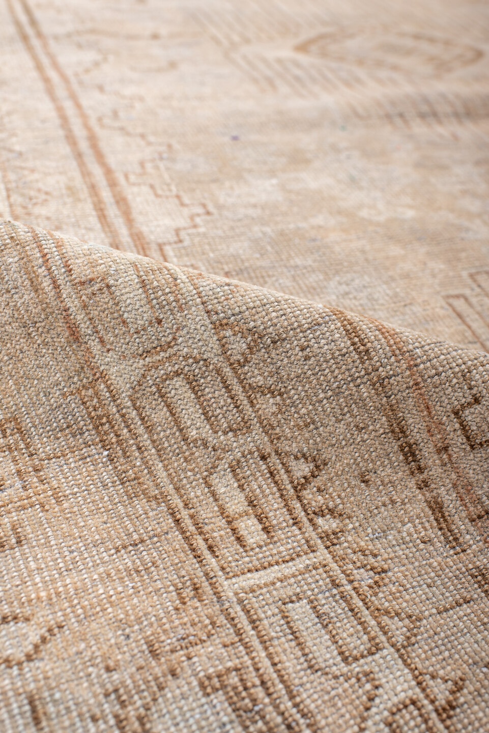 belouch Rug - # 128079