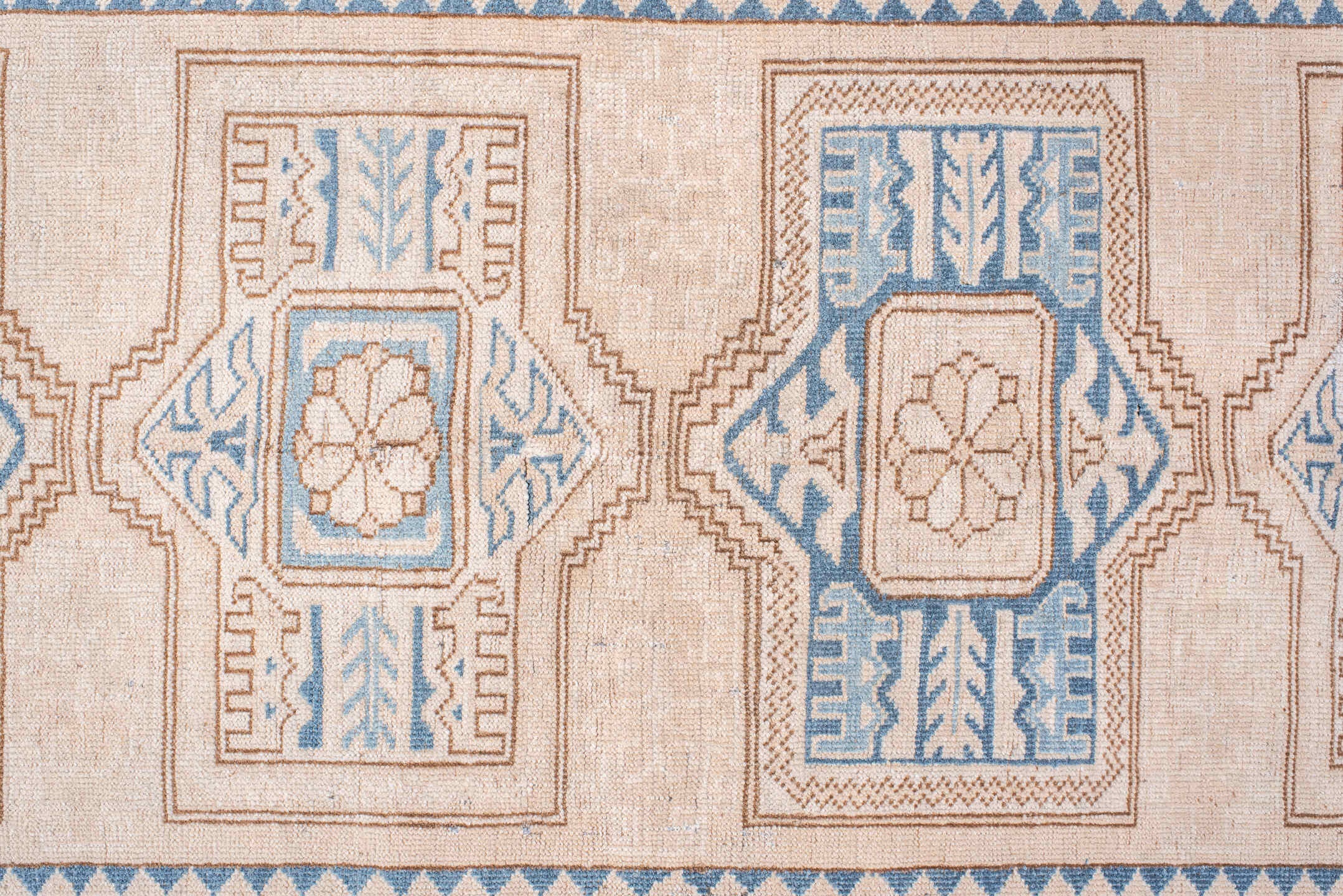 afghan Runner - # 128161