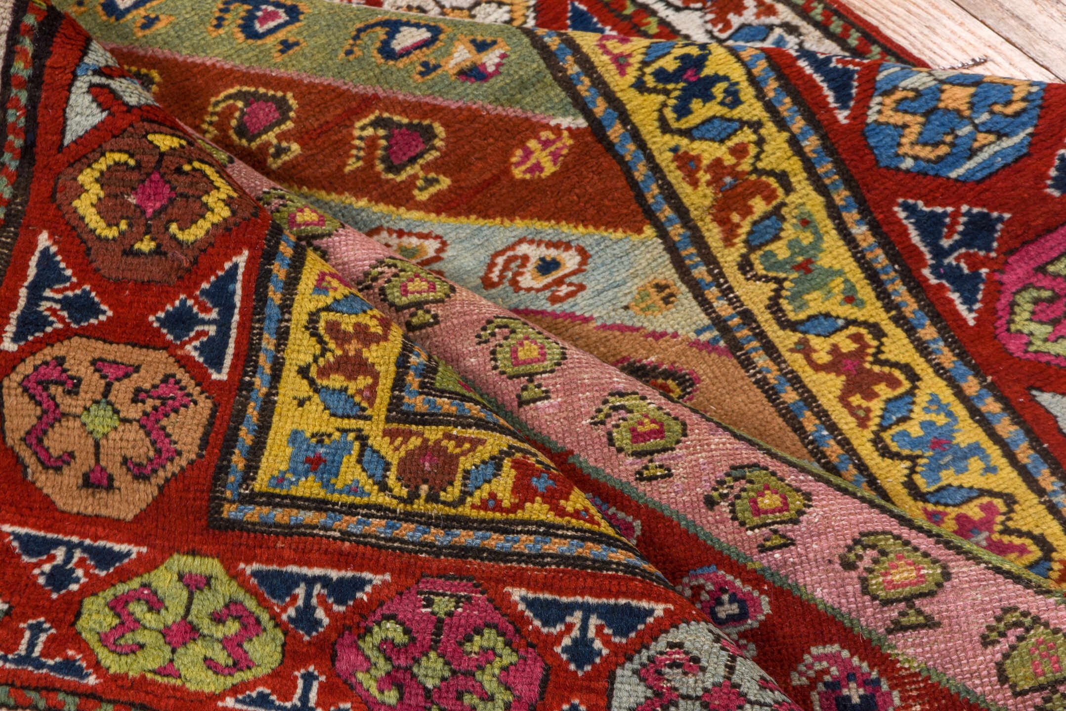 caucasian Rug - # 128249