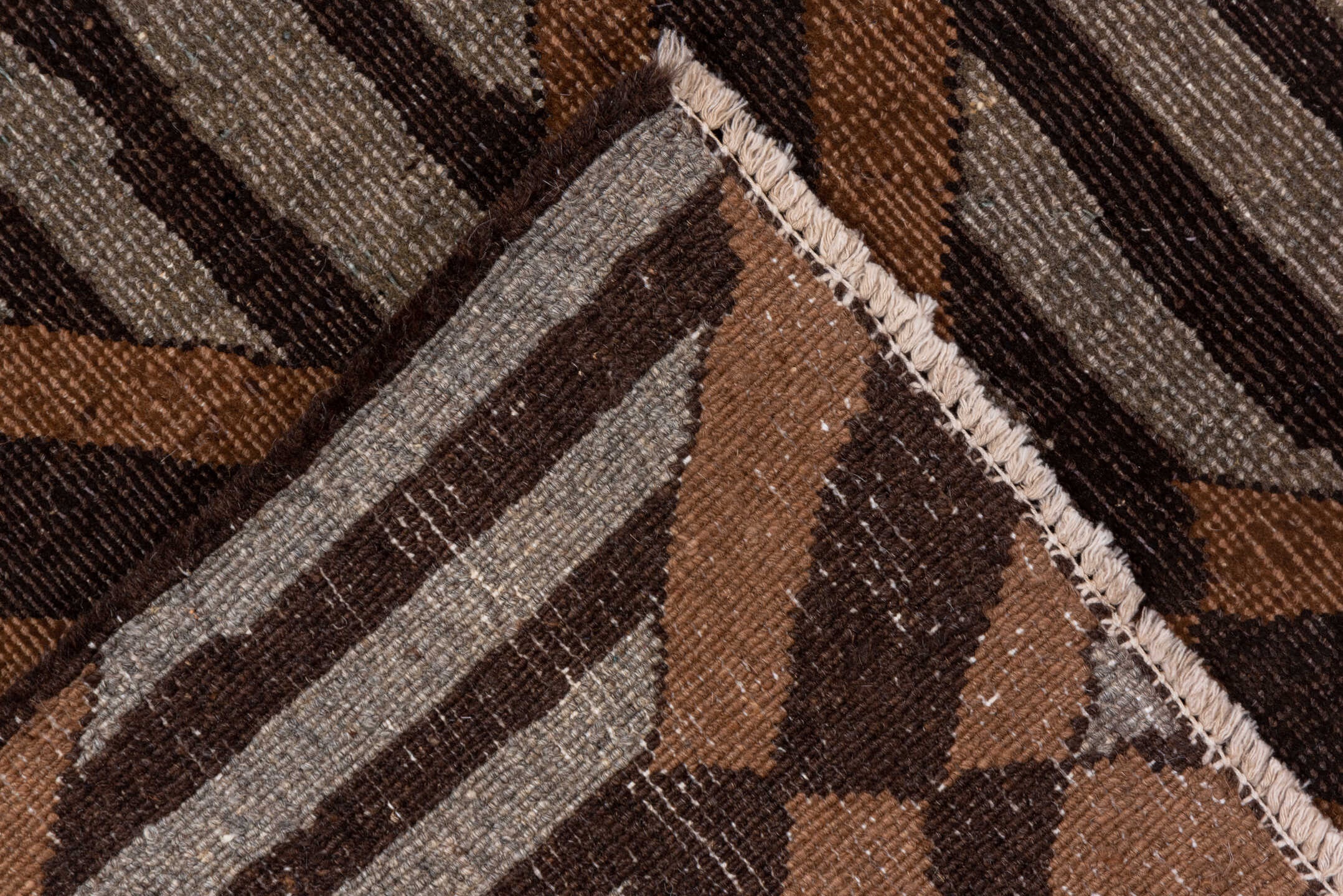 contemporary Carpet - # 128280