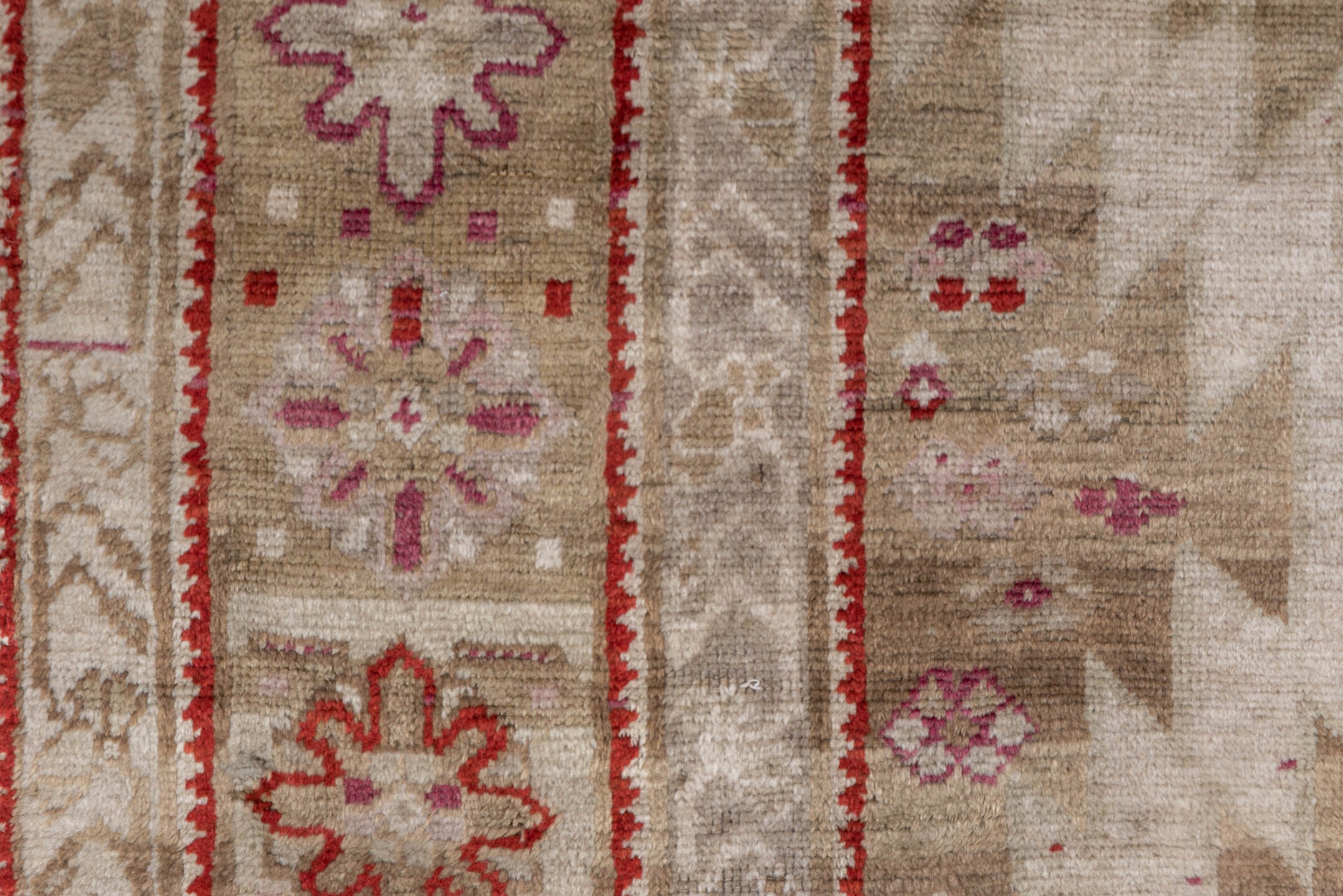 caucasian Rug - # 128404
