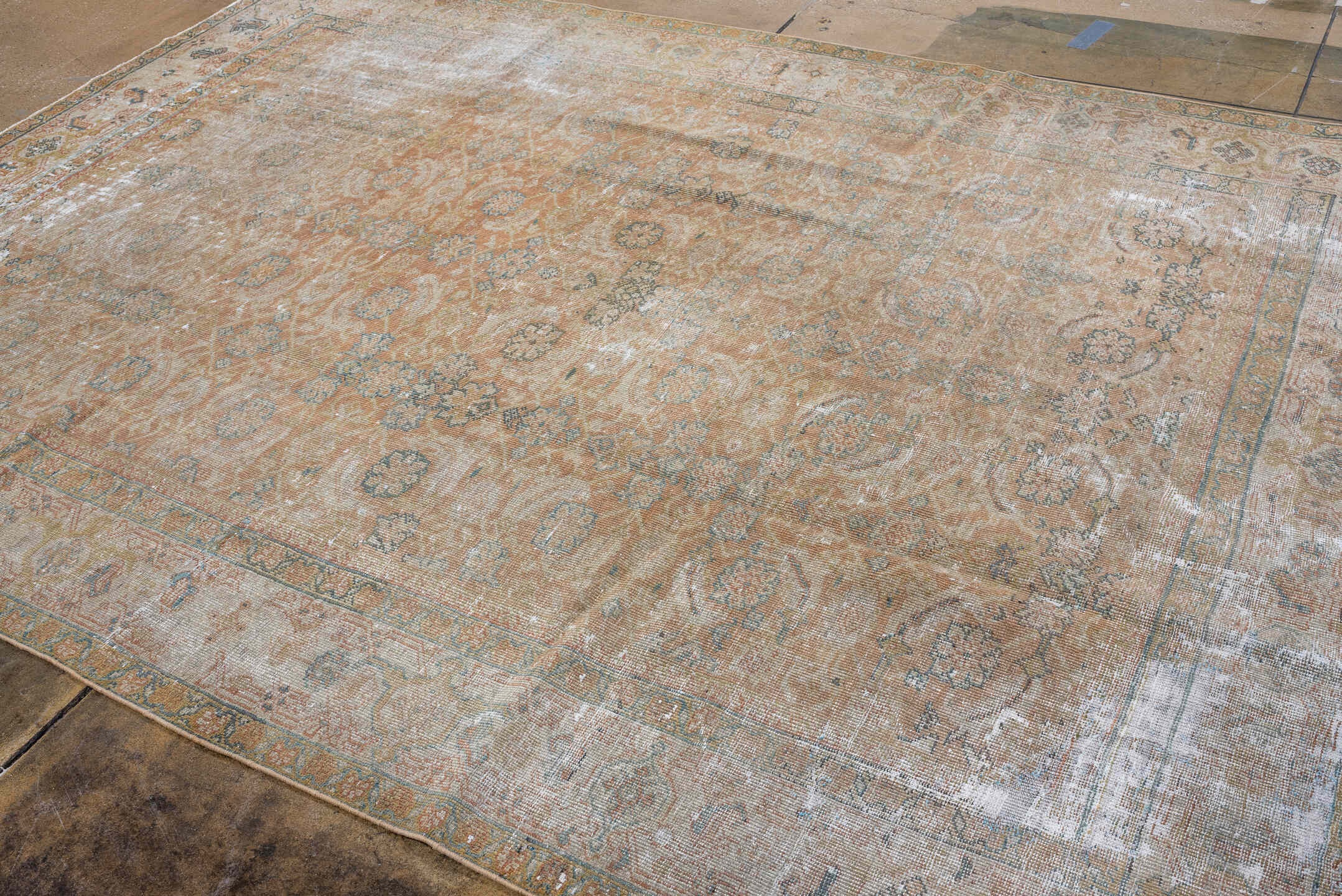 mahal Carpet - # 128737