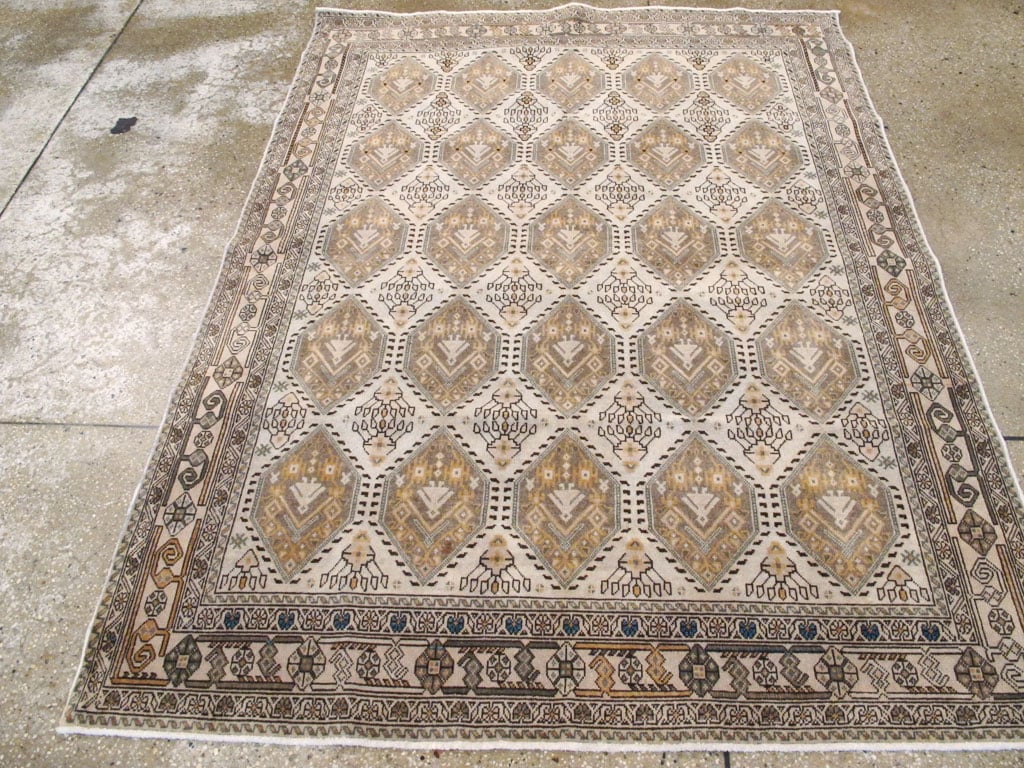 afshar Rug - # 103008