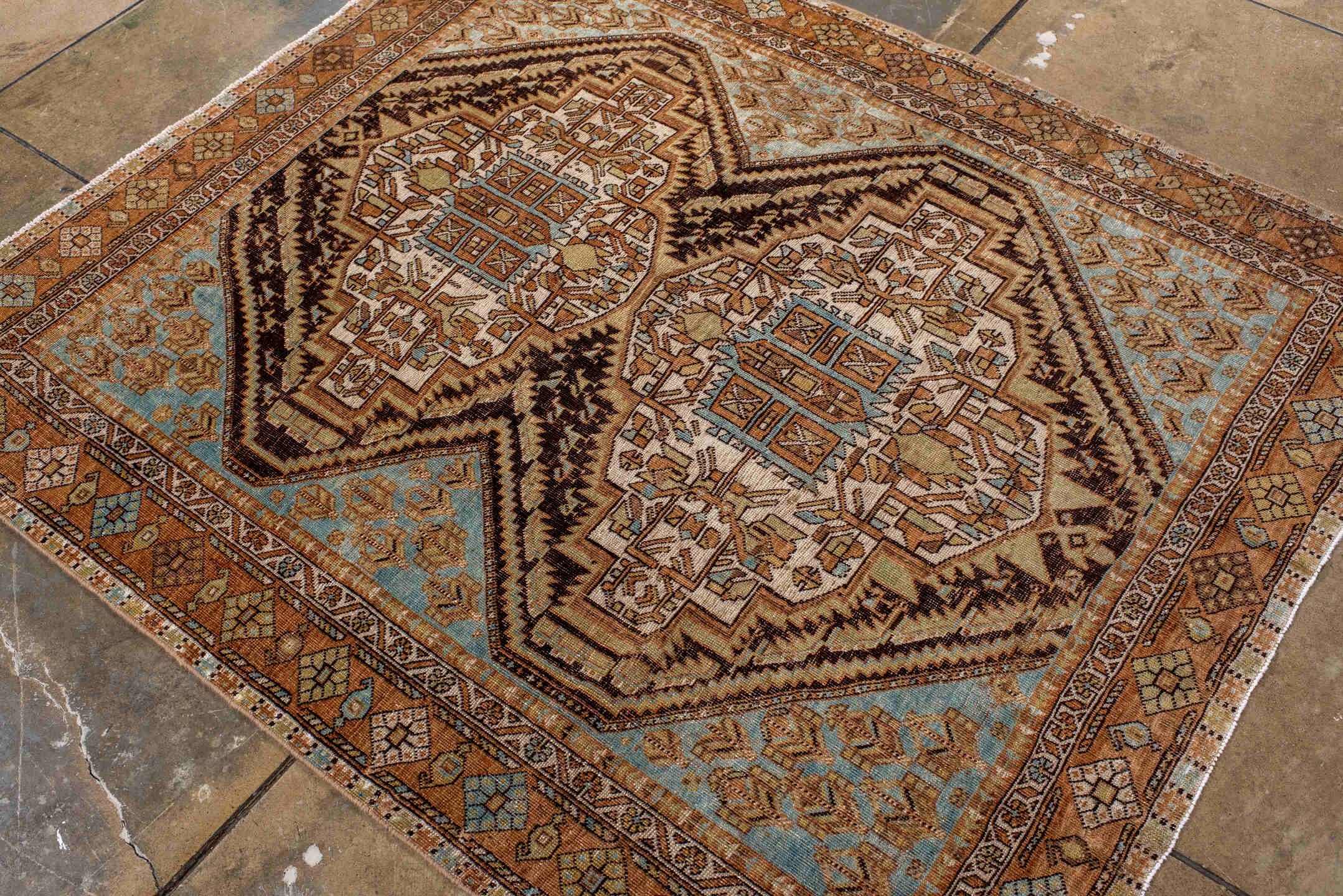 afshar Rug - # 125823