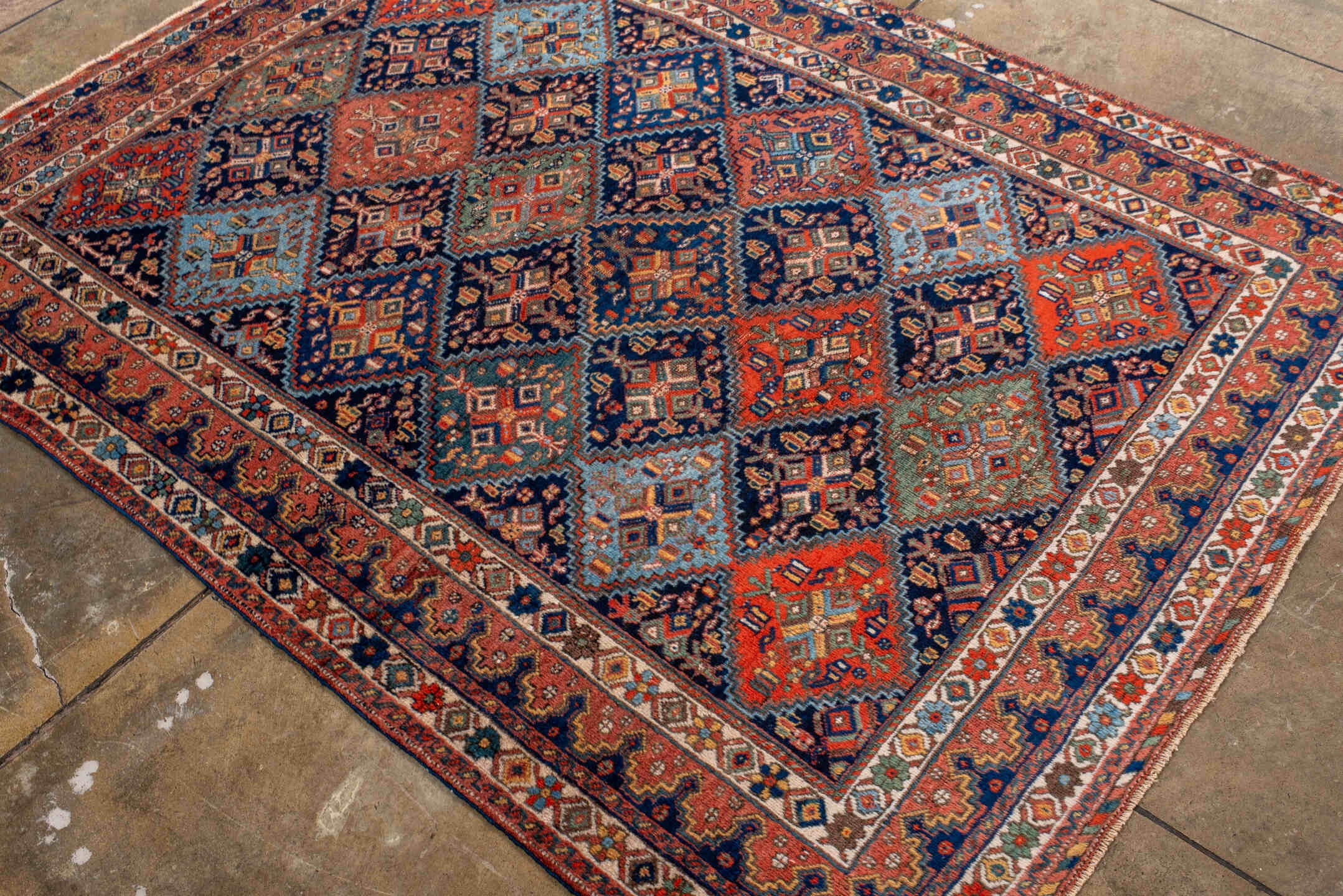 afshar Rug - # 126350