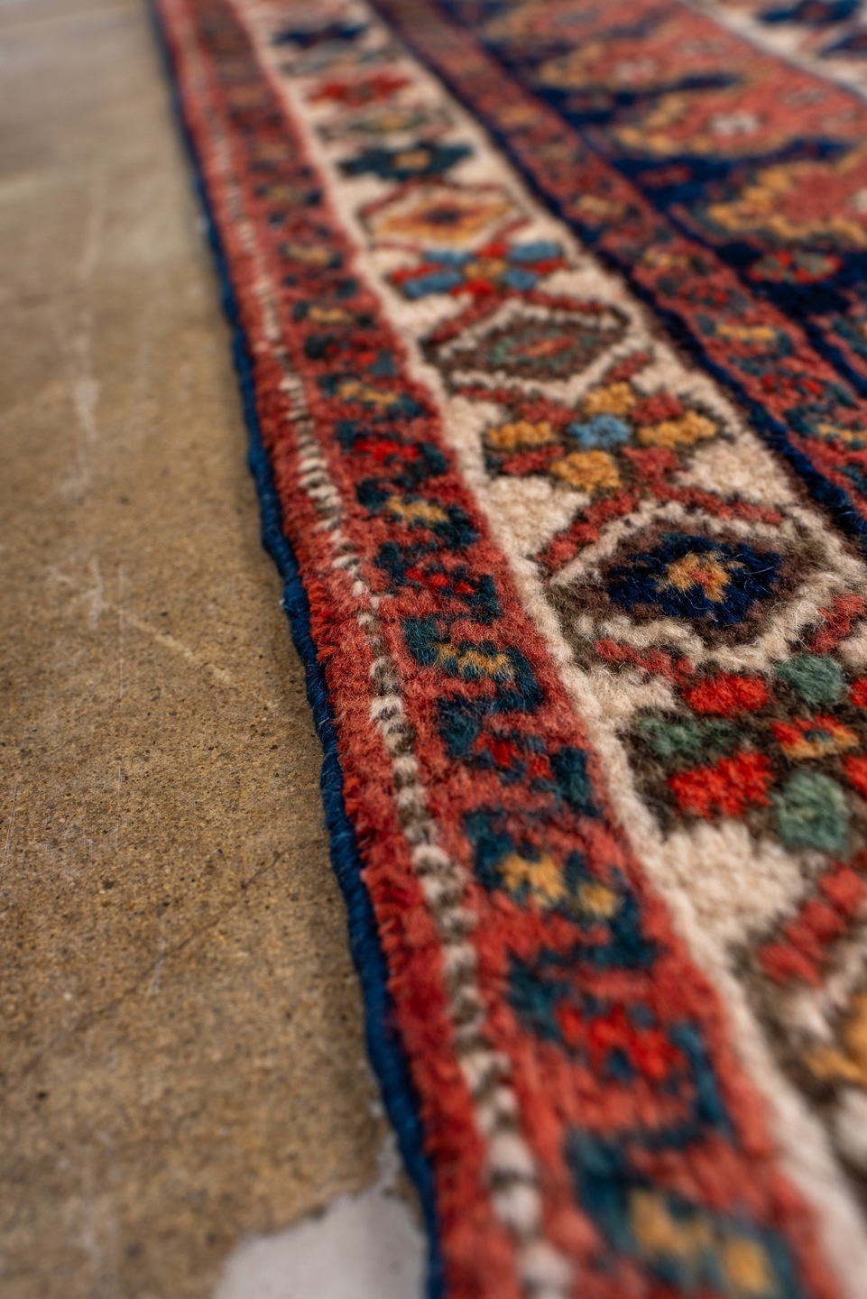 afshar Rug - # 126350