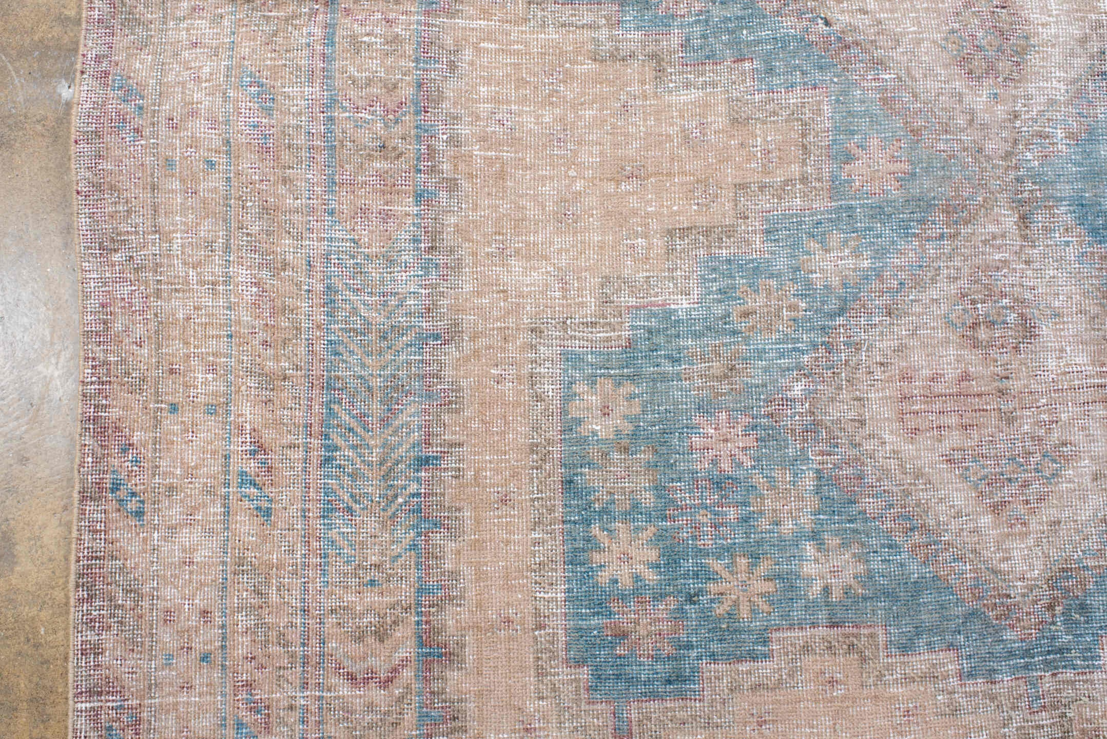 afshar Rug - # 126744