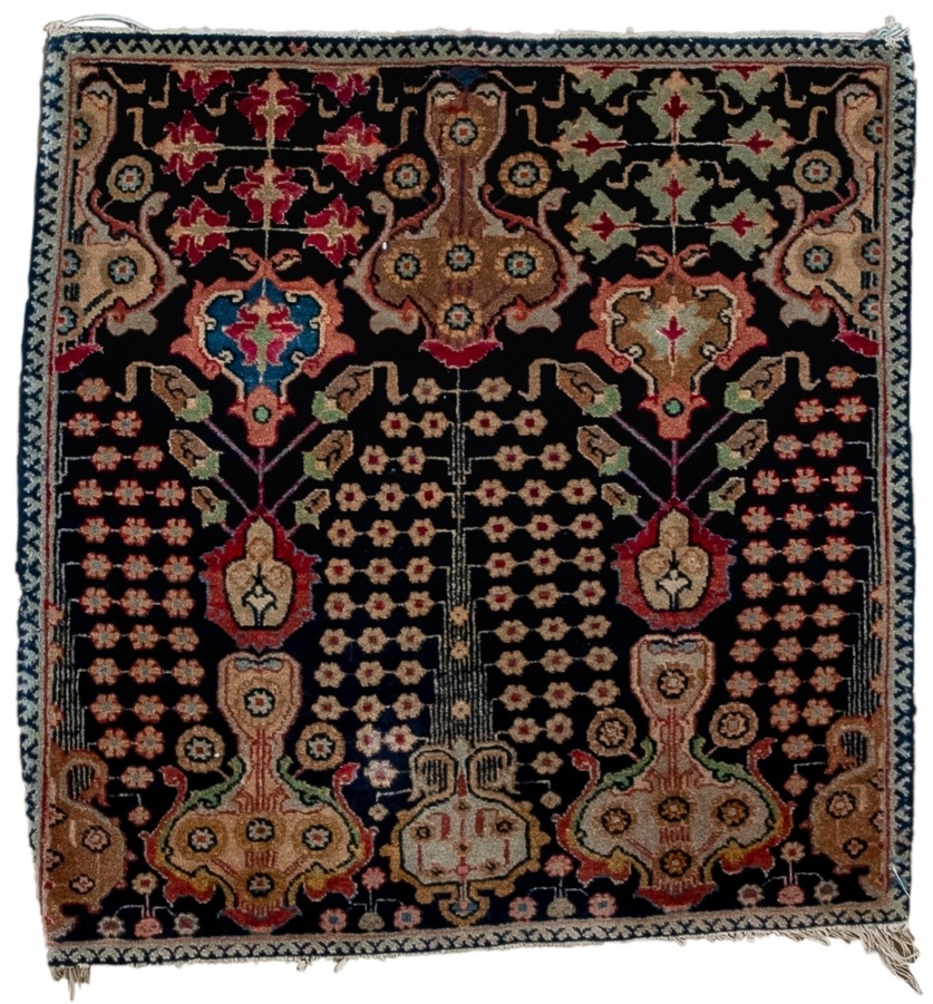 agra Rug - # 125007