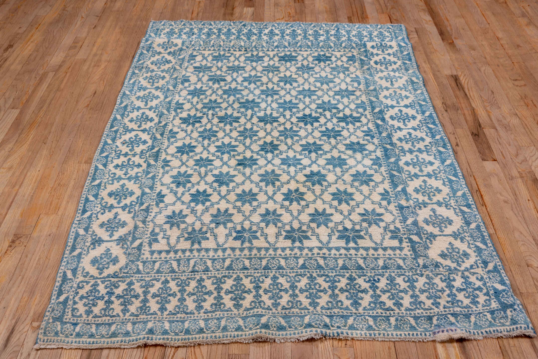 agra Rug - # 127073