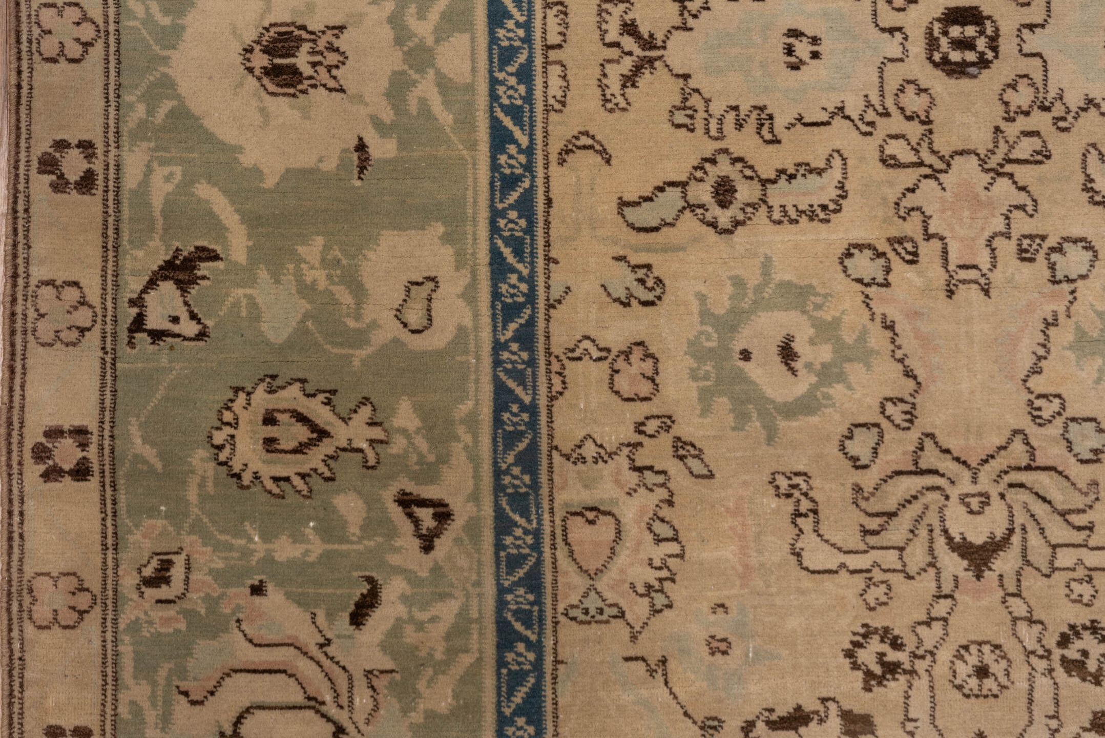 agra Rug - # 128727