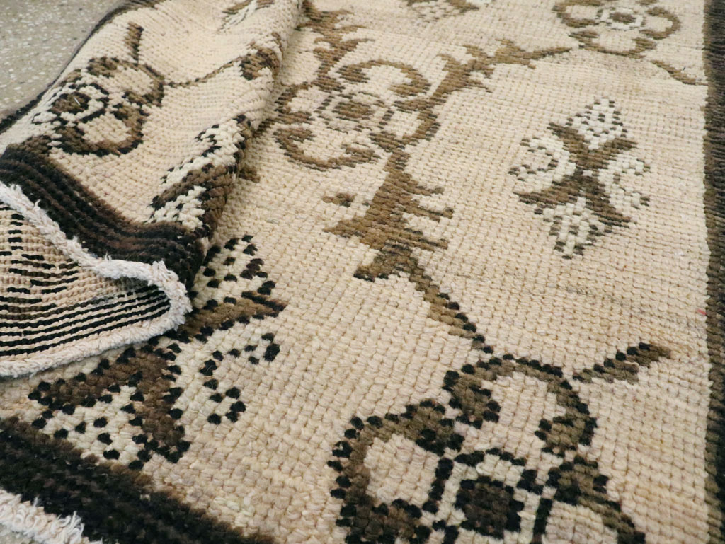 anatolian Rug - # 101840