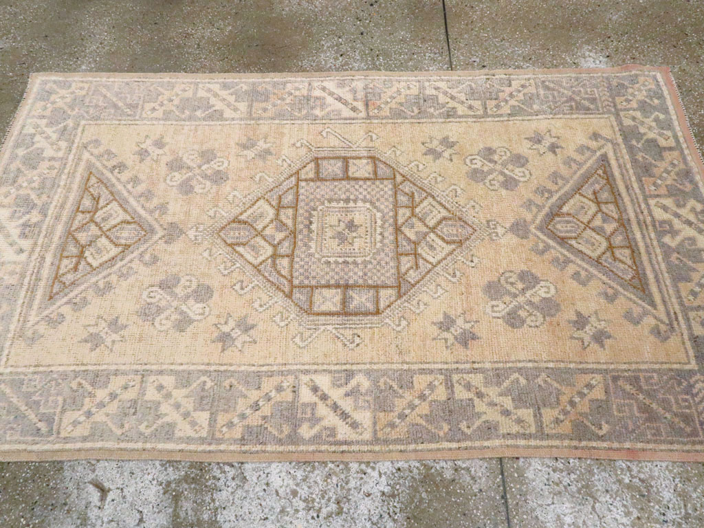 anatolian Rug - # 101849