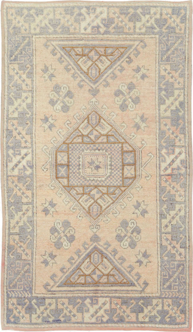 anatolian Rug - # 101849