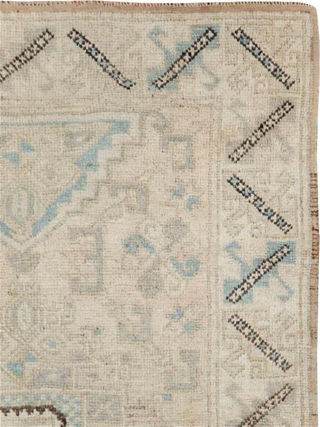 anatolian Rug - # 101850