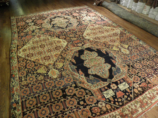 Antique baktiari Carpet - # 6438