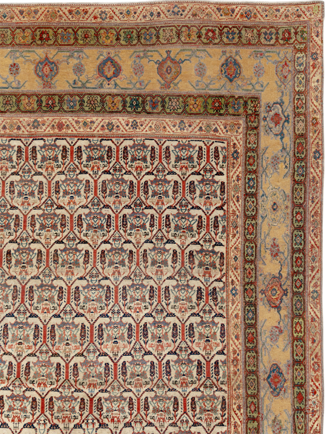 Antique fereghan Carpet - # 58261
